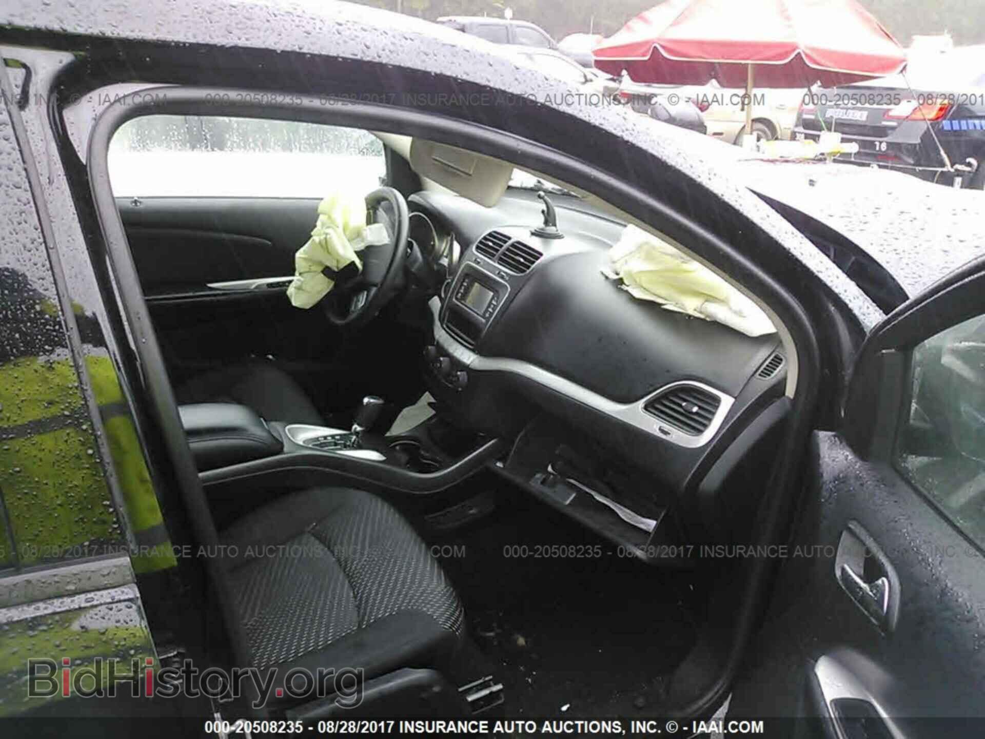2014 Dodge Journey - VIN: 3C4PDCBG9ET270711 - Фото 5