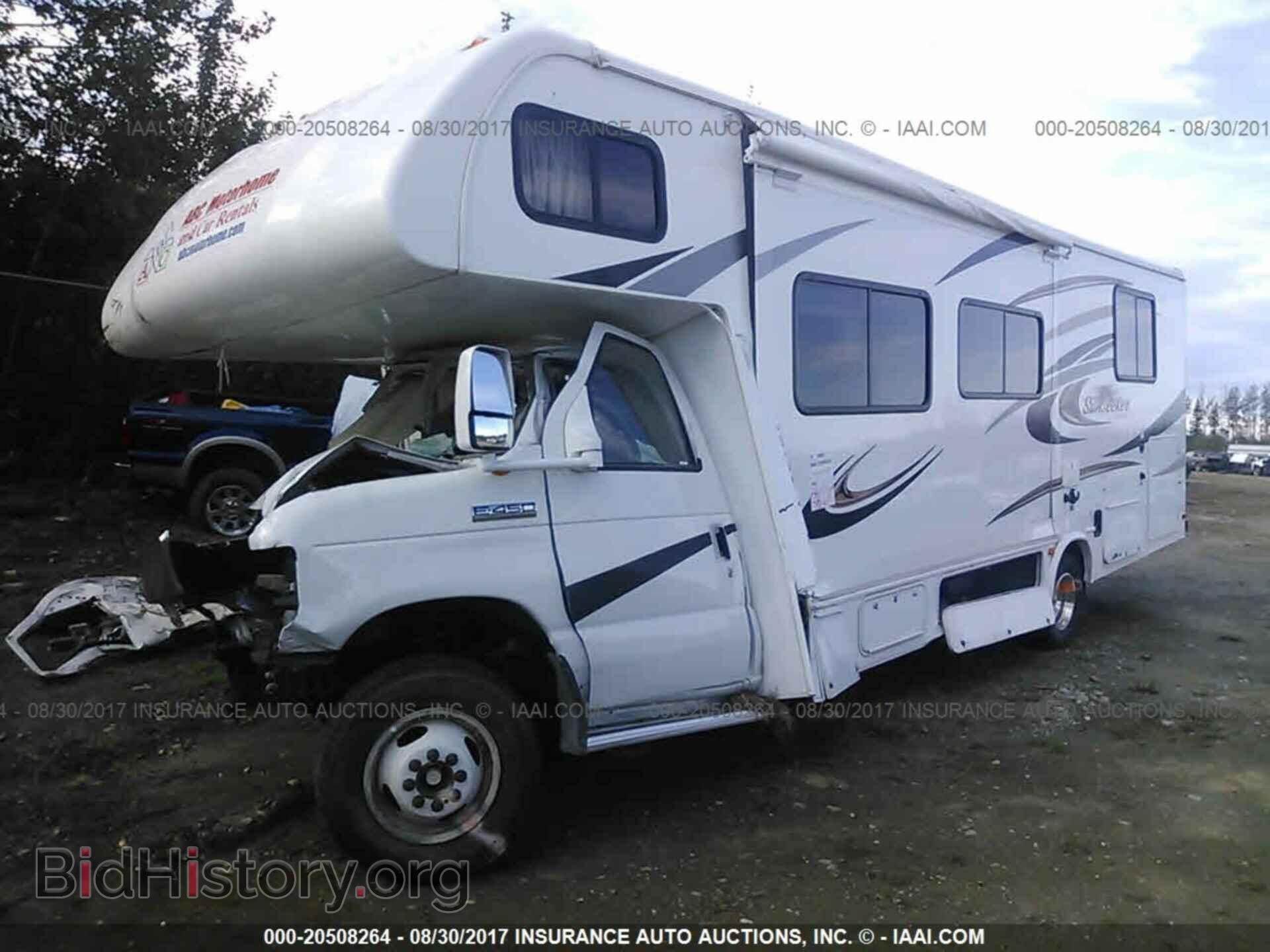 2014 Ford Econoline - VIN: 1FDXE4FSXEDA37309 - Фото 2