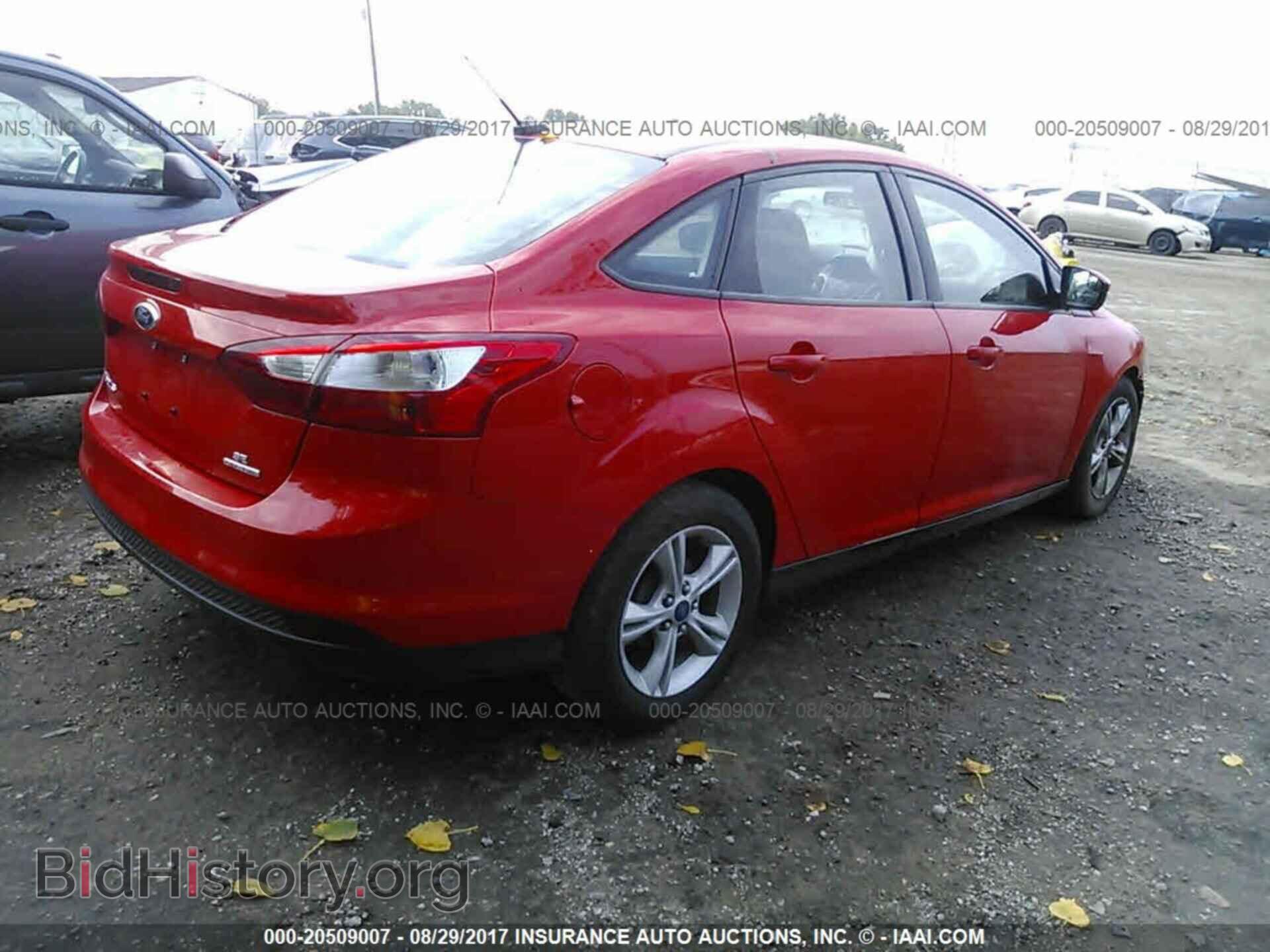 2014 Ford Focus - VIN: 1FADP3F29EL459417 - Photo 4