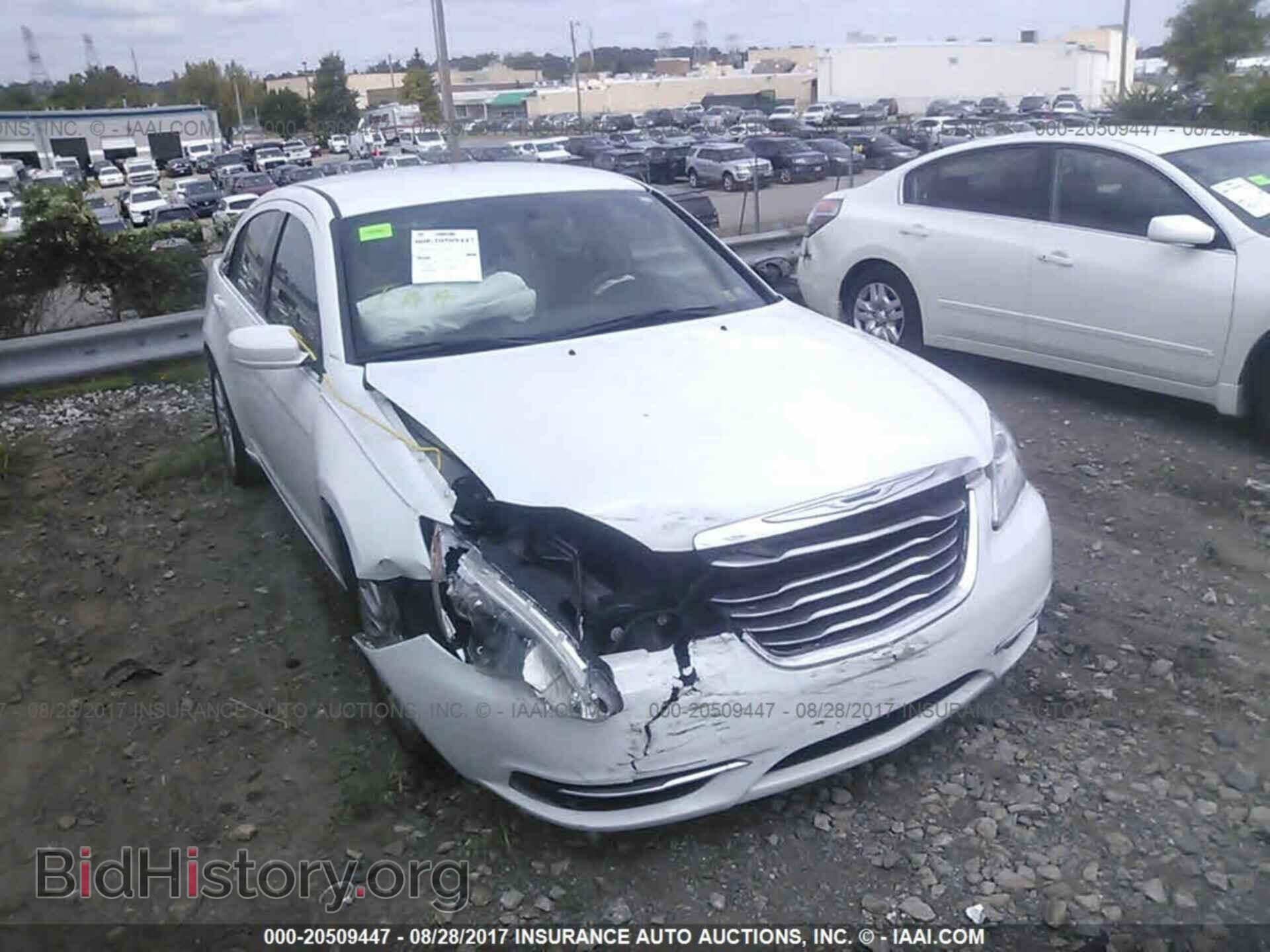 2014 Chrysler 200 - VIN: 1C3CCBAB4EN235967 - Фото 6