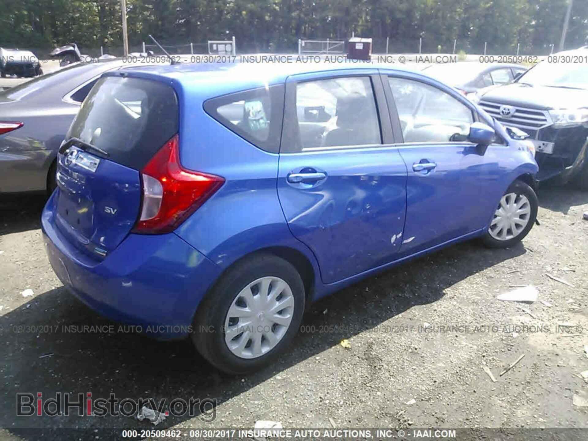 2015 Nissan Versa note - VIN: 3N1CE2CP3FL370974 - Фото 4