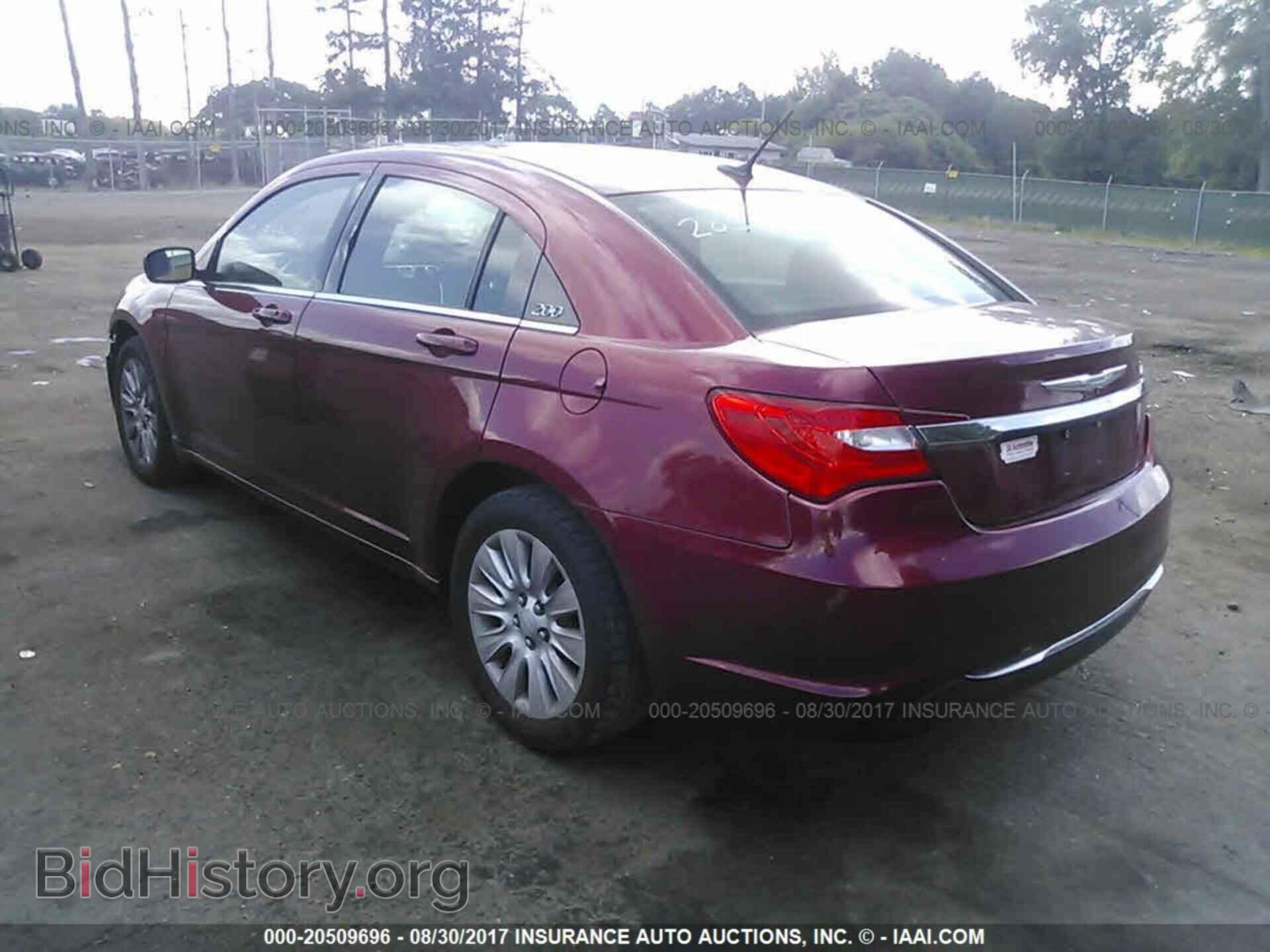 2012 Chrysler 200 - VIN: 1C3CCBAB1CN166944 - Фото 3