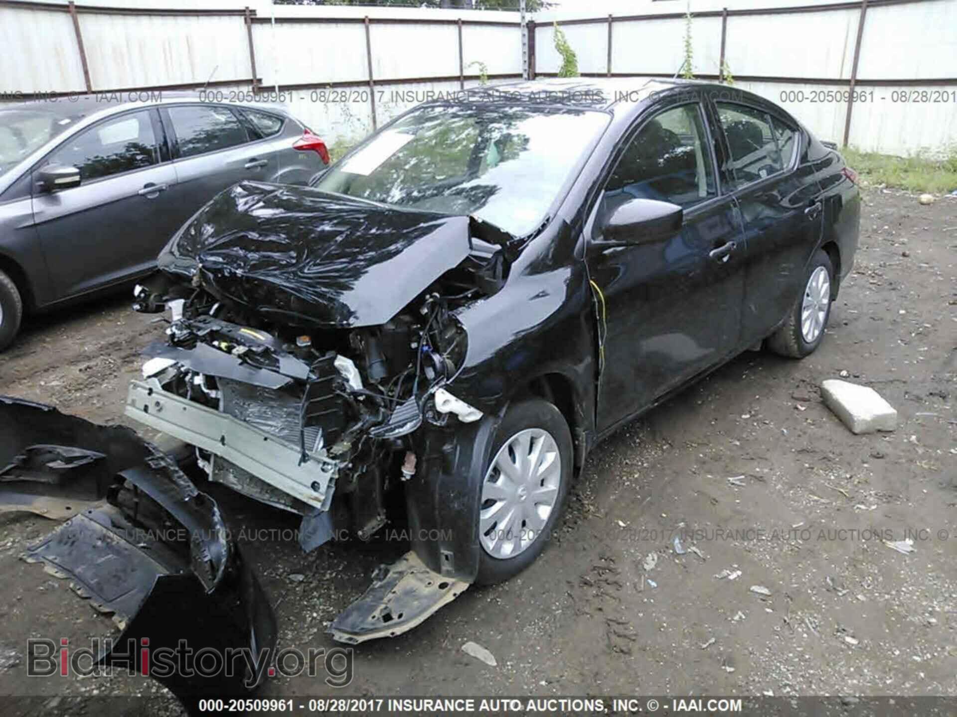 2017 Nissan Versa - VIN: 3N1CN7AP4HL809554 - Фото 2
