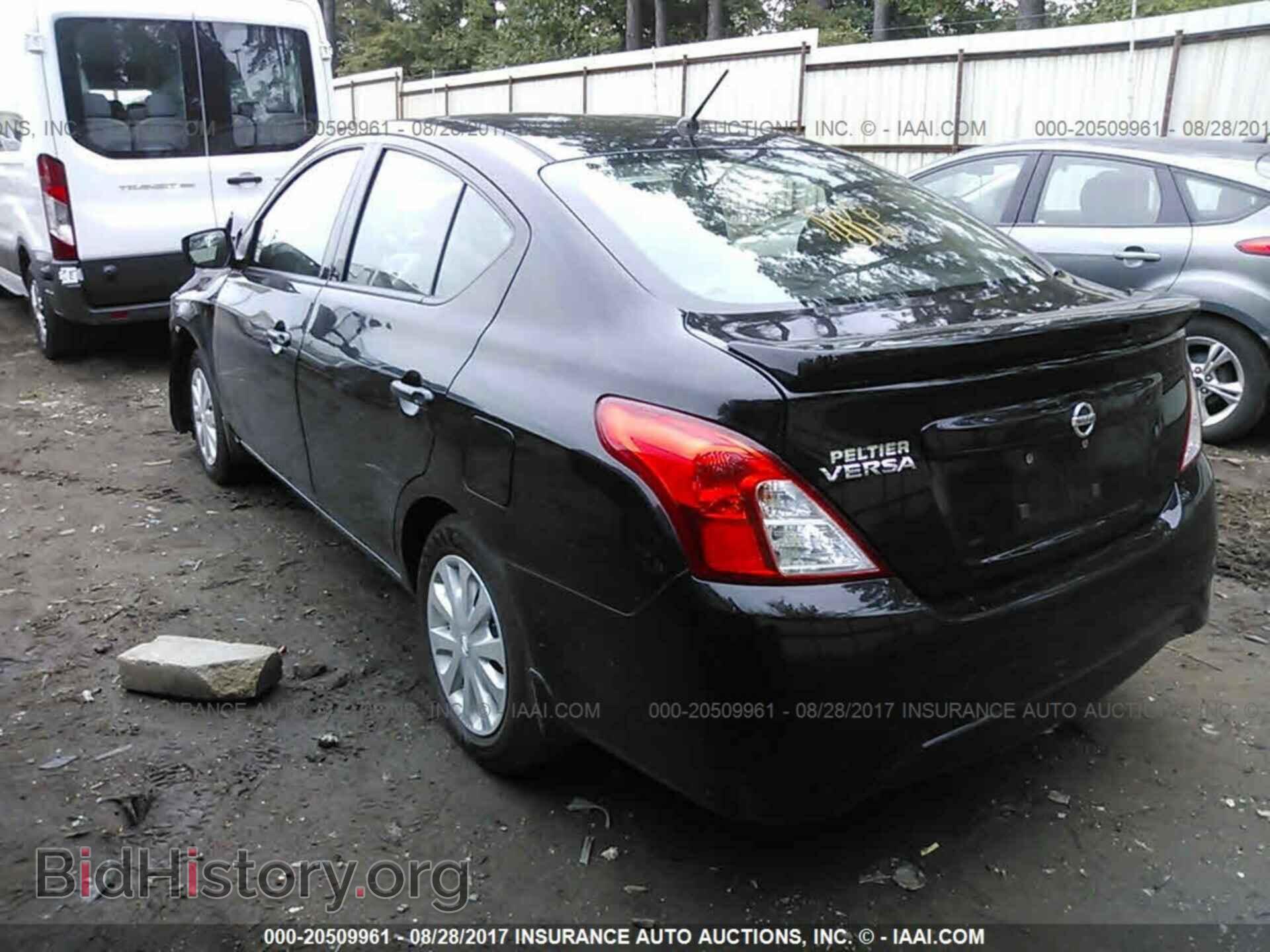 2017 Nissan Versa - VIN: 3N1CN7AP4HL809554 - Фото 3