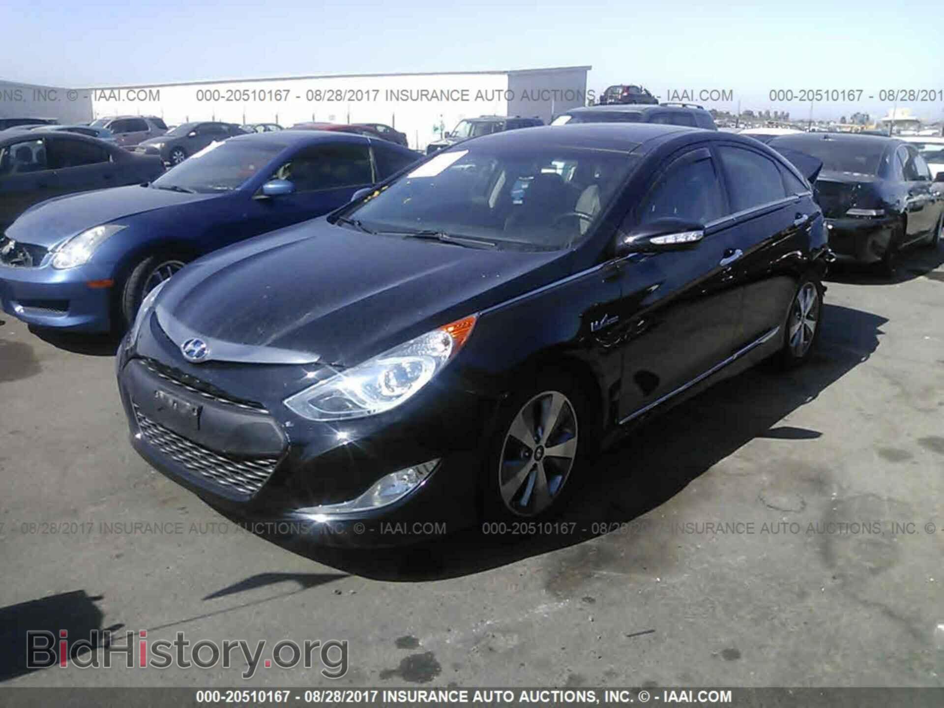 2012 Hyundai Sonata - VIN: KMHEC4A49CA061511 - Photo 2