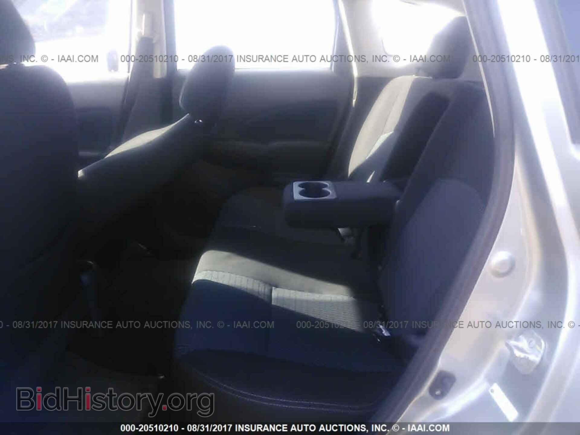 2014 Nissan Versa note - VIN: 3N1CE2CP1EL376237 - Photo 8