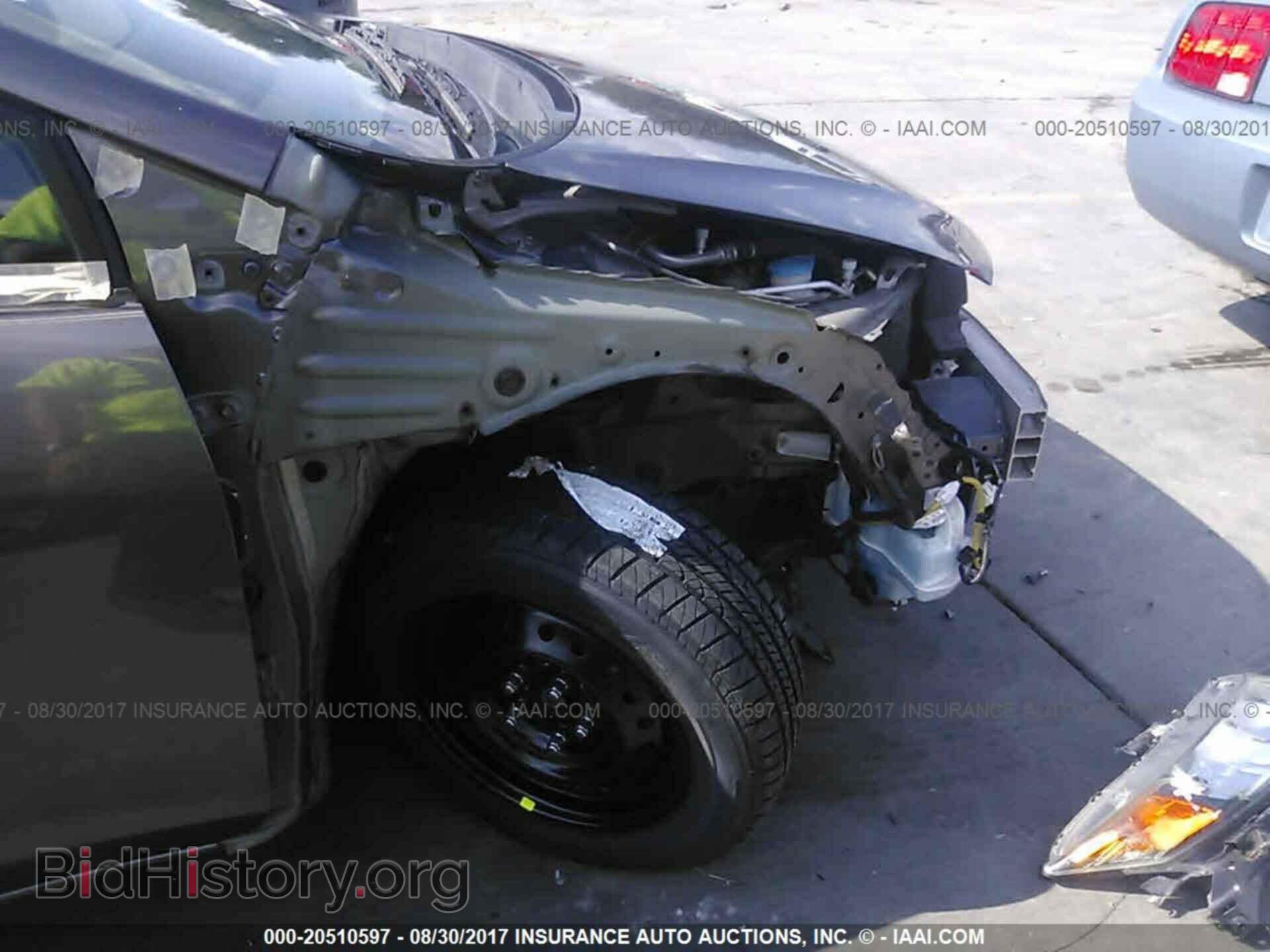 2012 Honda Civic - VIN: 19XFB2F59CE312557 - Photo 6