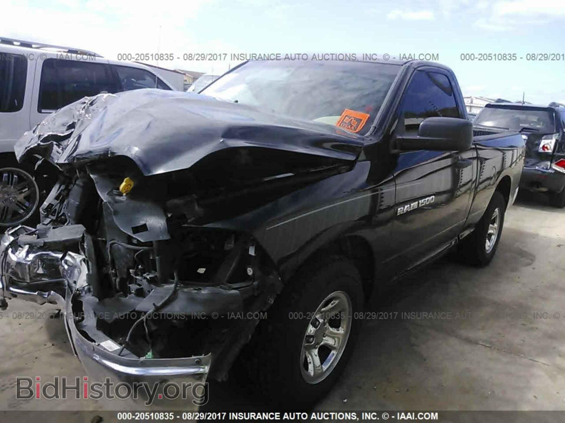 2011 Dodge Ram 1500 - VIN: 3D7JB1EP4BG557962 - Фото 2