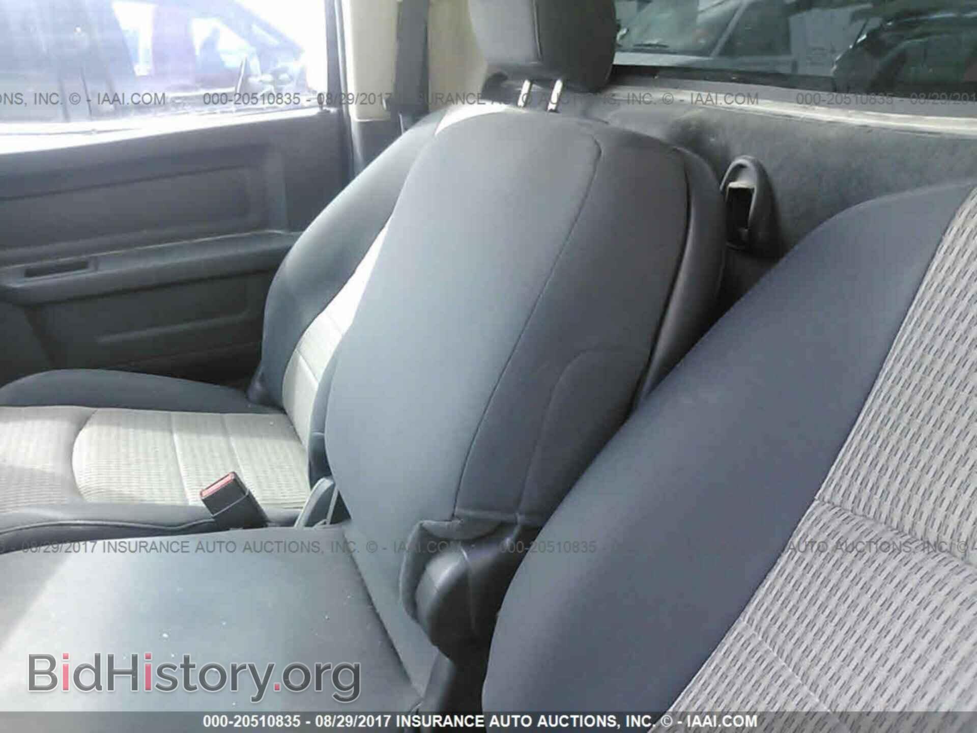 2011 Dodge Ram 1500 - VIN: 3D7JB1EP4BG557962 - Фото 8