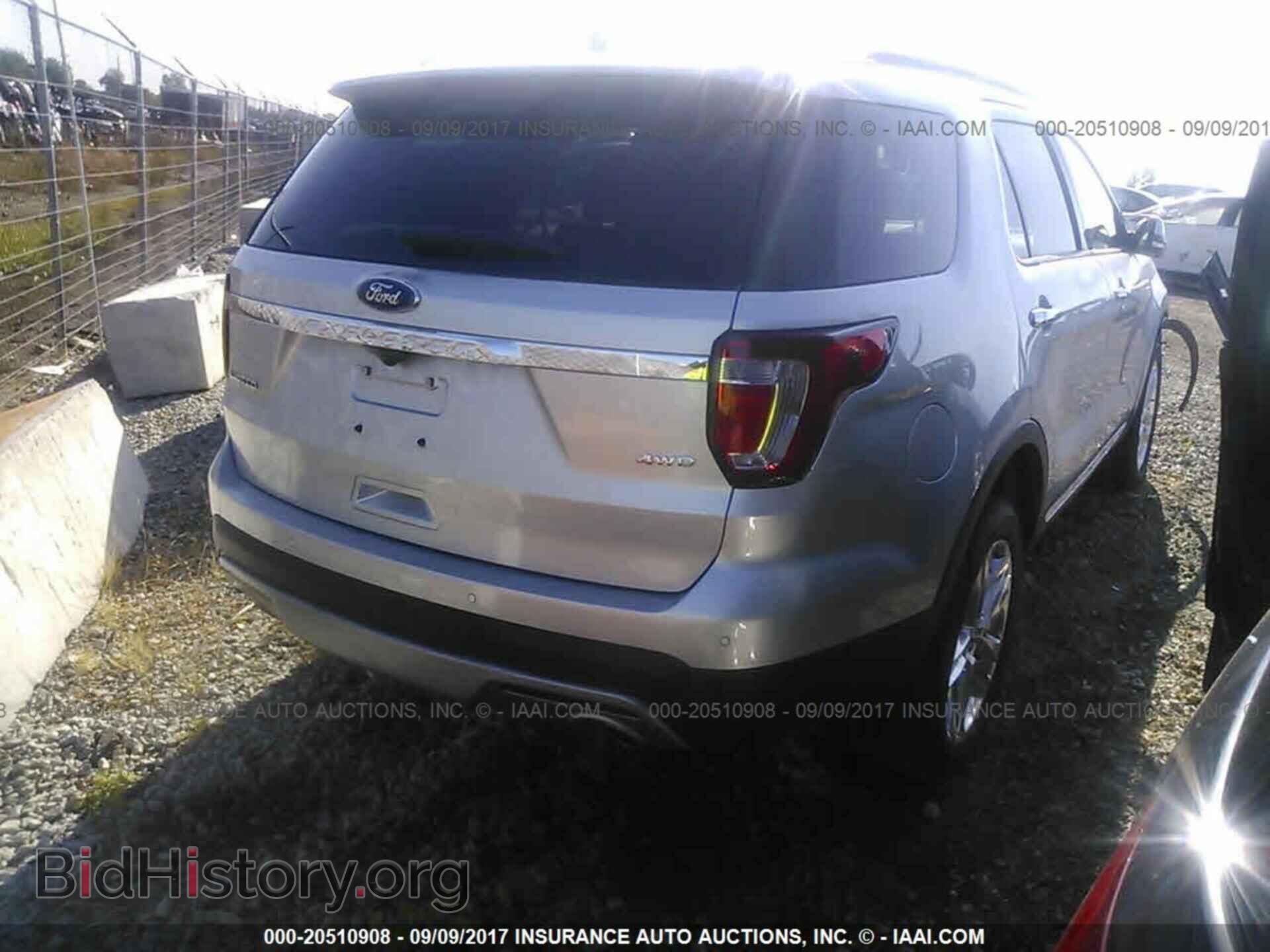 2017 Ford Explorer - VIN: 1FM5K8F84HGC35978 - Photo 4