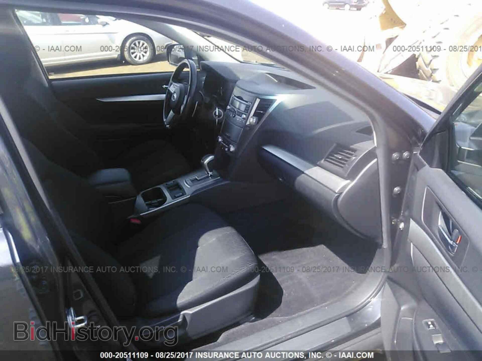 2011 Subaru Outback - VIN: 4S4BRCCC5B3313208 - Фото 5
