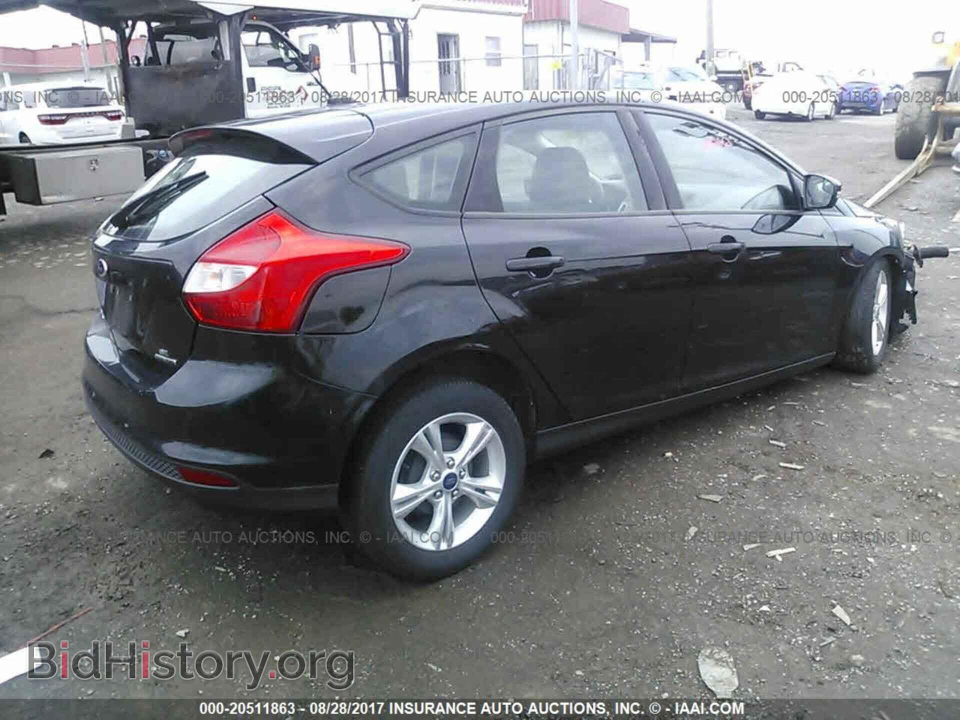 2014 Ford Focus - VIN: 1FADP3K23EL322348 - Photo 4