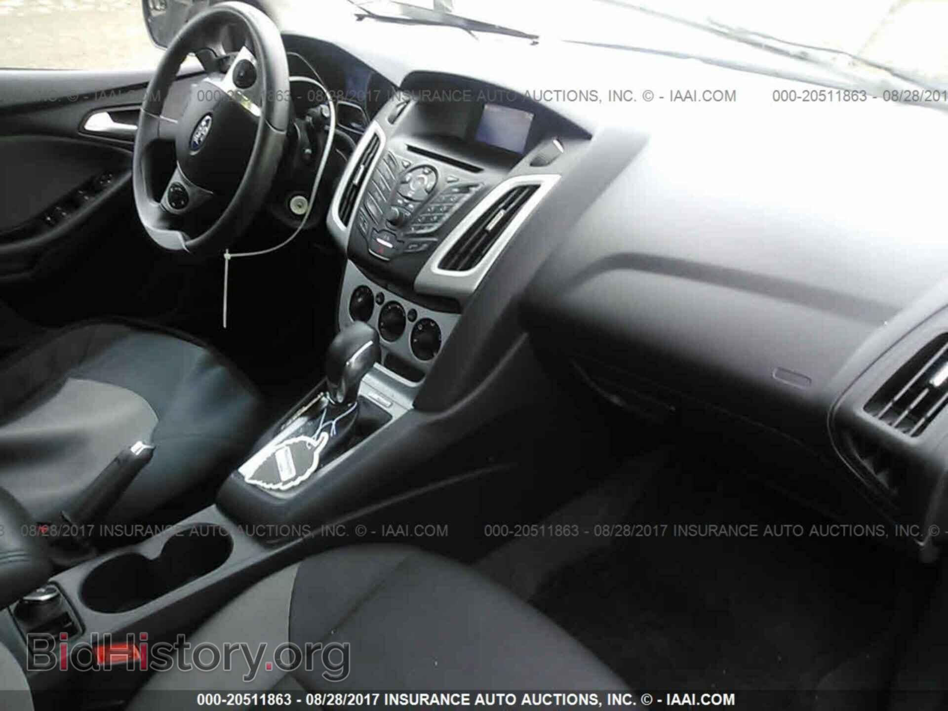 2014 Ford Focus - VIN: 1FADP3K23EL322348 - Photo 5