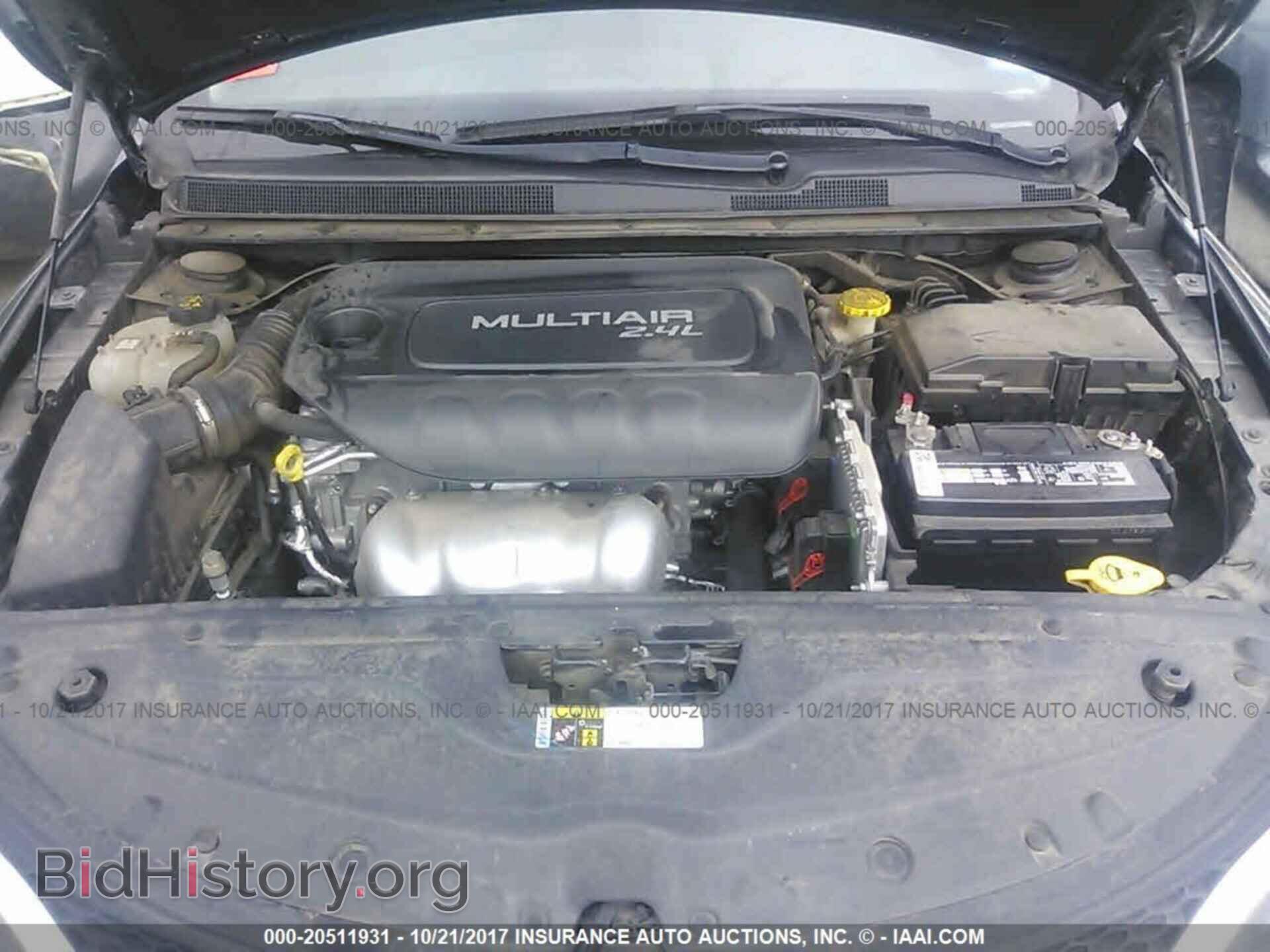 2015 Chrysler 200 - VIN: 1C3CCCAB5FN719346 - Фото 10