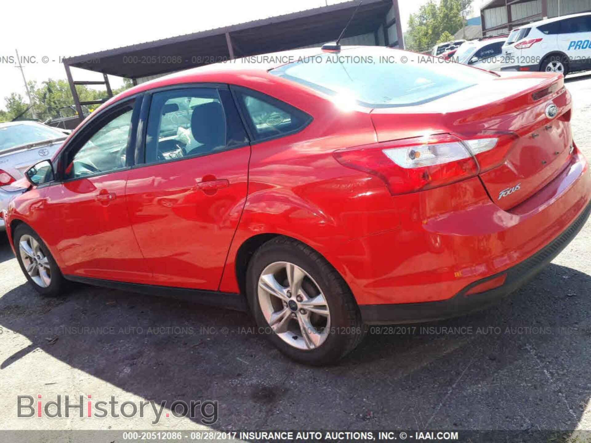 2014 Ford Focus - VIN: 1FADP3F22EL362916 - Photo 3