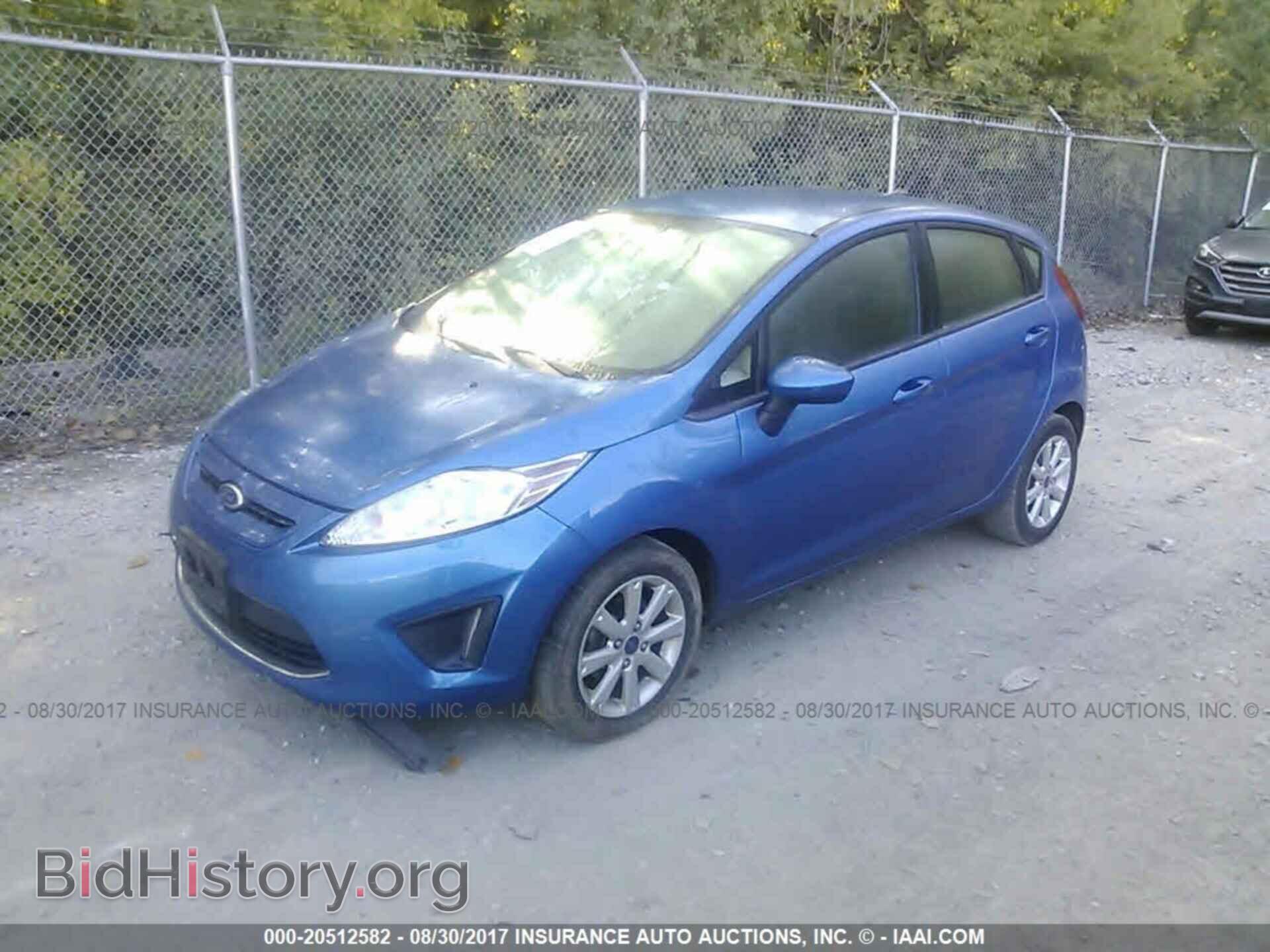2011 Ford Fiesta - VIN: 3FADP4EJ2BM196552 - Фото 2