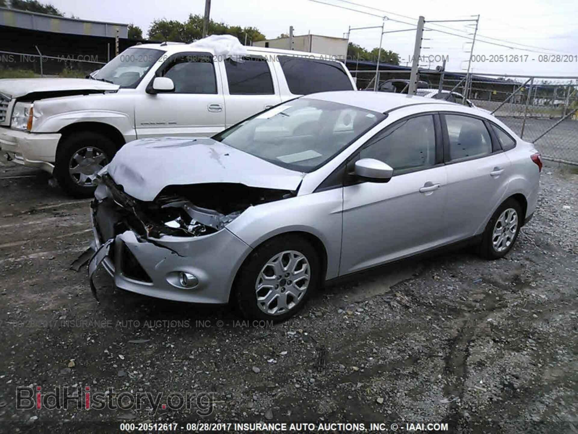 2012 Ford Focus - VIN: 1FAHP3F22CL478244 - Фото 2