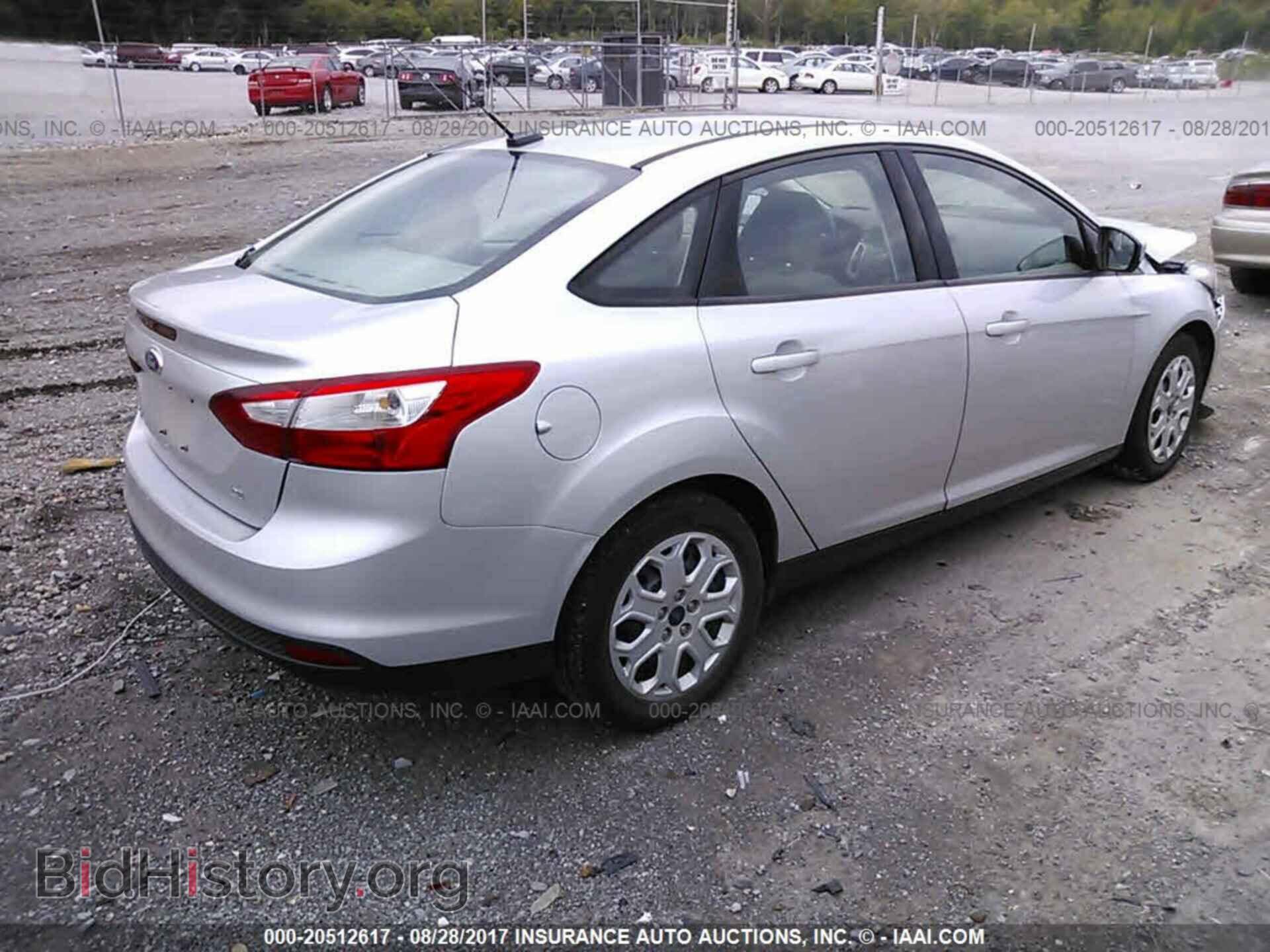 2012 Ford Focus - VIN: 1FAHP3F22CL478244 - Фото 4