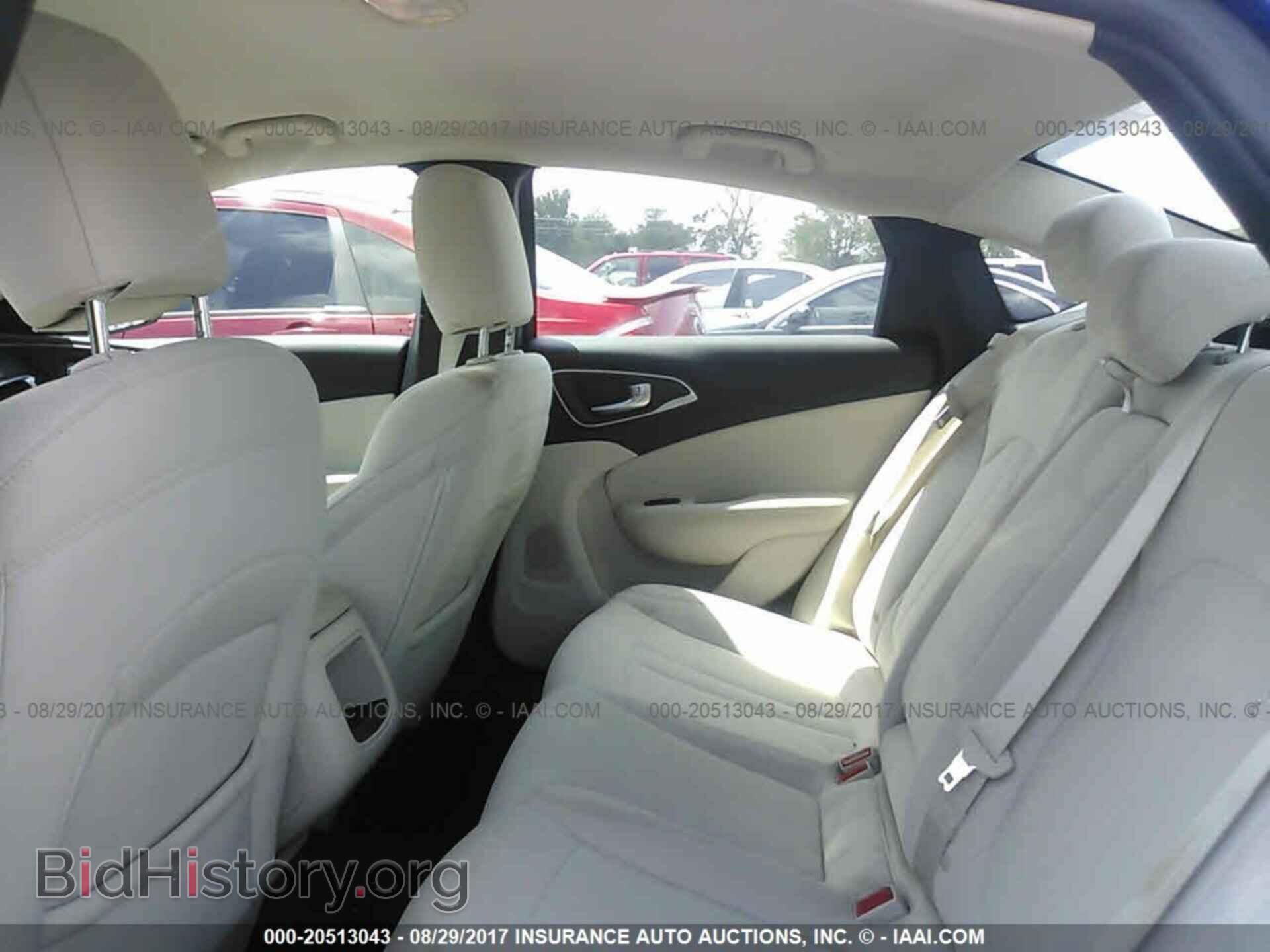2015 Chrysler 200 - VIN: 1C3CCCAB7FN559471 - Фото 8