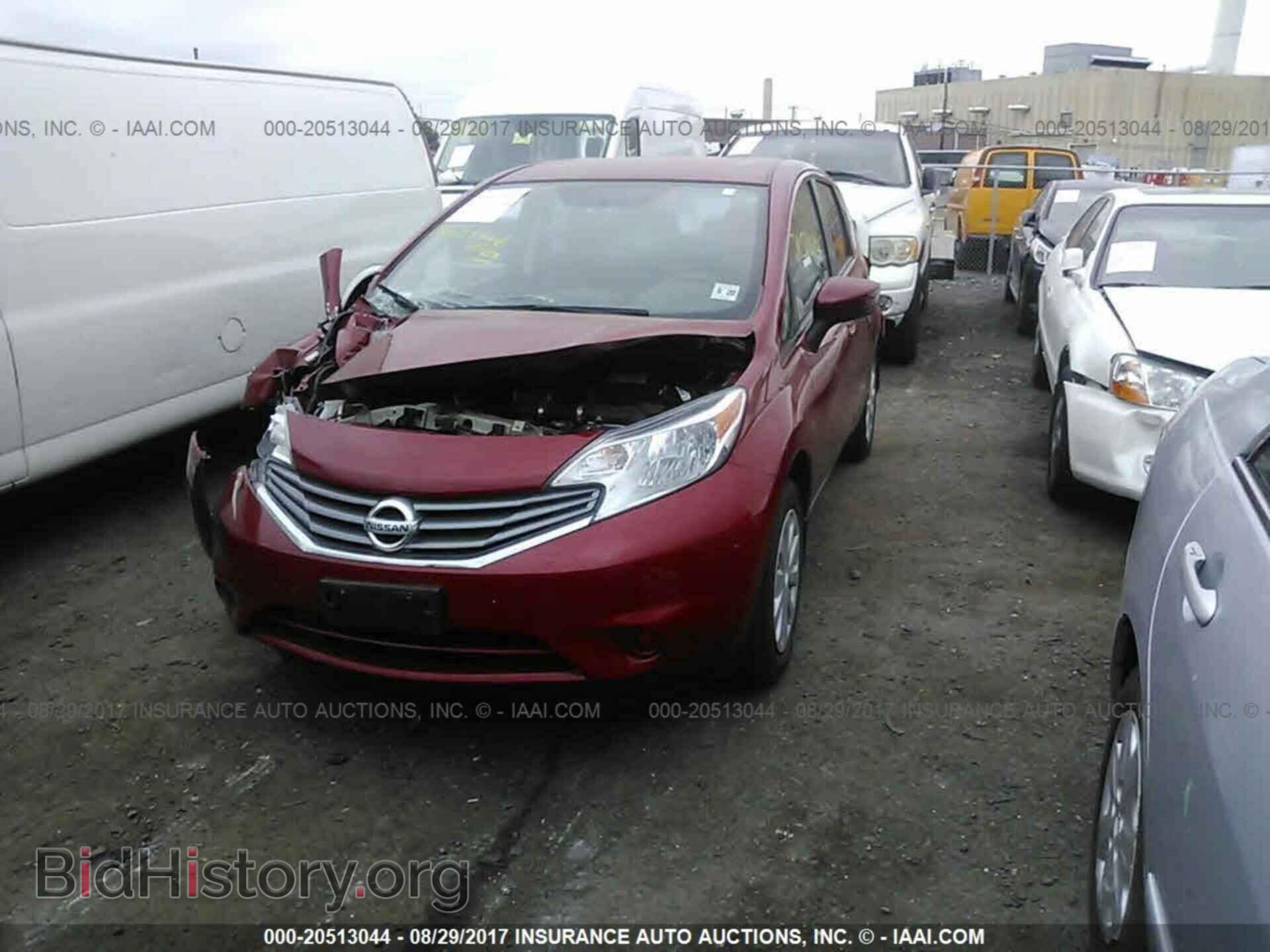 2015 Nissan Versa note - VIN: 3N1CE2CP2FL360811 - Фото 2