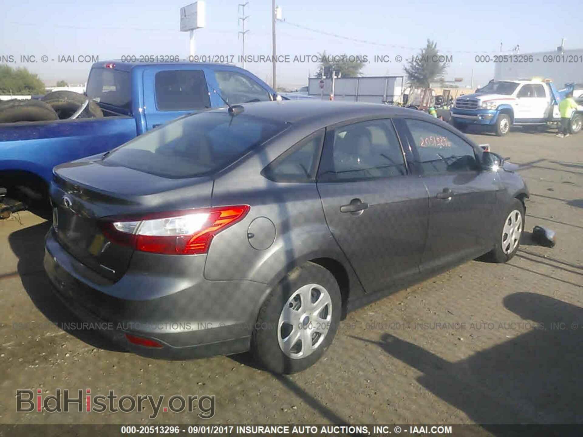 2013 Ford Focus - VIN: 1FADP3E23DL226732 - Фото 4