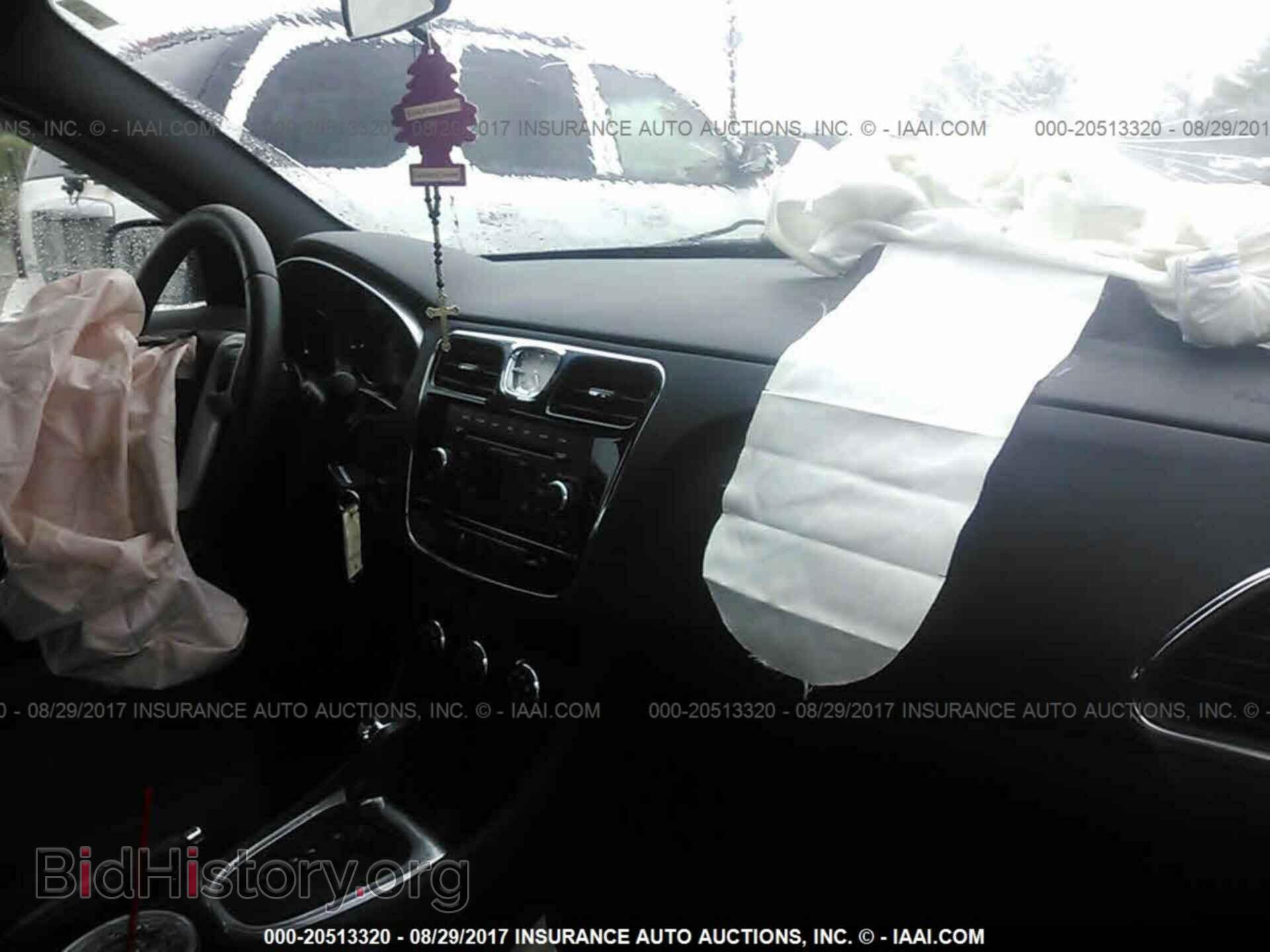 2013 Chrysler 200 - VIN: 1C3CCBBB4DN570482 - Photo 5