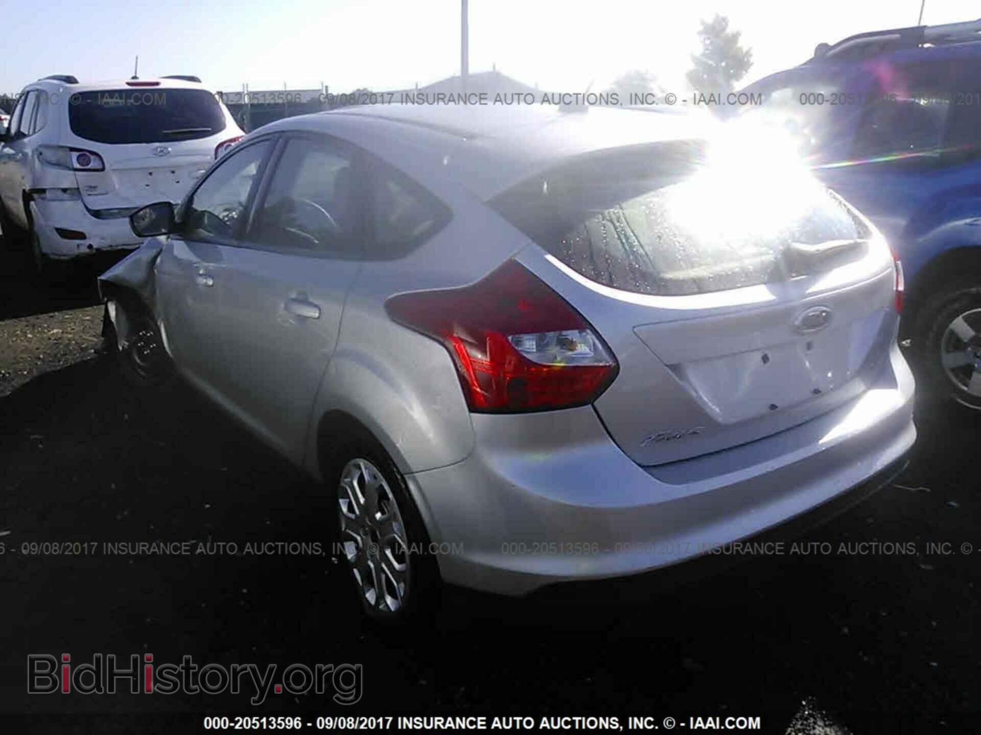 2012 Ford Focus - VIN: 1FAHP3K21CL104410 - Photo 3