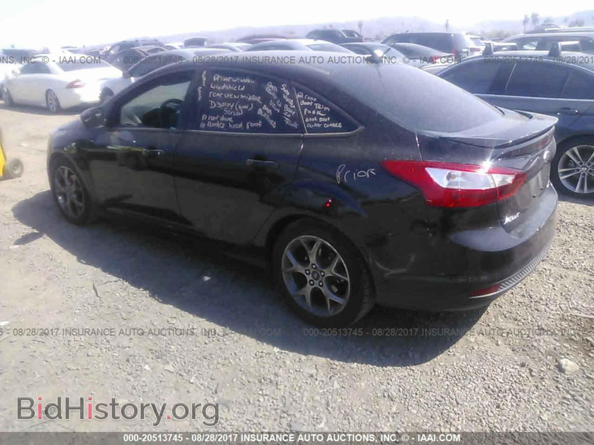 2014 Ford Focus - VIN: 1FADP3F26EL237806 - Photo 3