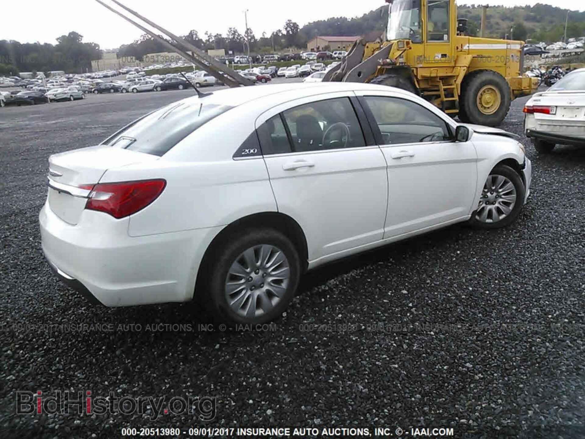 2013 Chrysler 200 - VIN: 1C3CCBAB1DN640473 - Фото 4