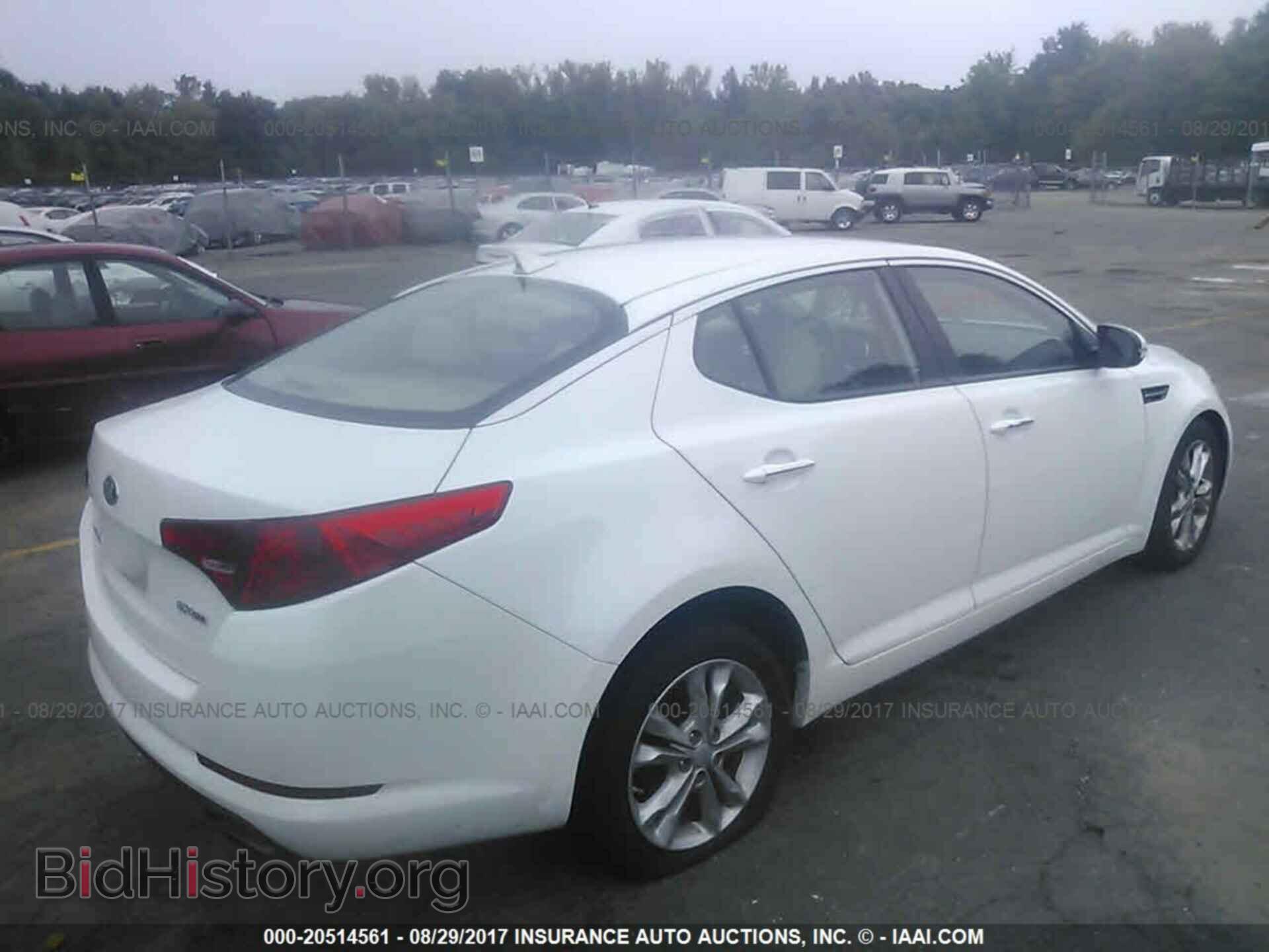 2013 Kia Optima - VIN: 5XXGN4A75DG237977 - Photo 4