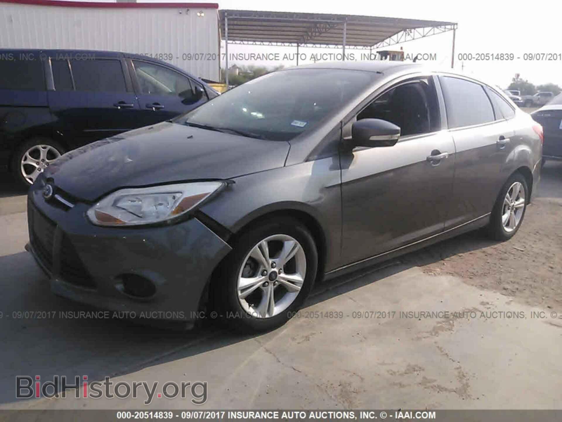2014 Ford Focus - VIN: 1FADP3F29EL246743 - Photo 2
