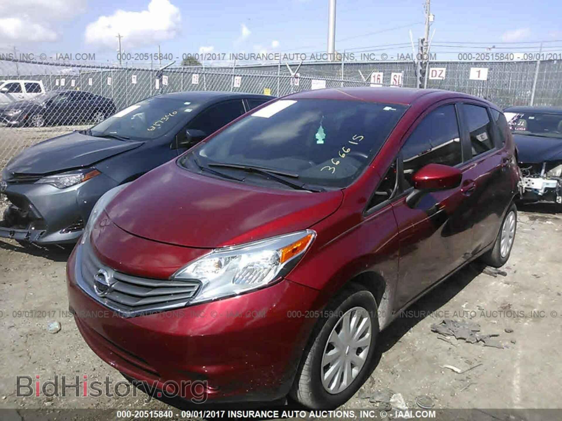 2016 Nissan Versa note - VIN: 3N1CE2CP8GL366615 - Фото 2