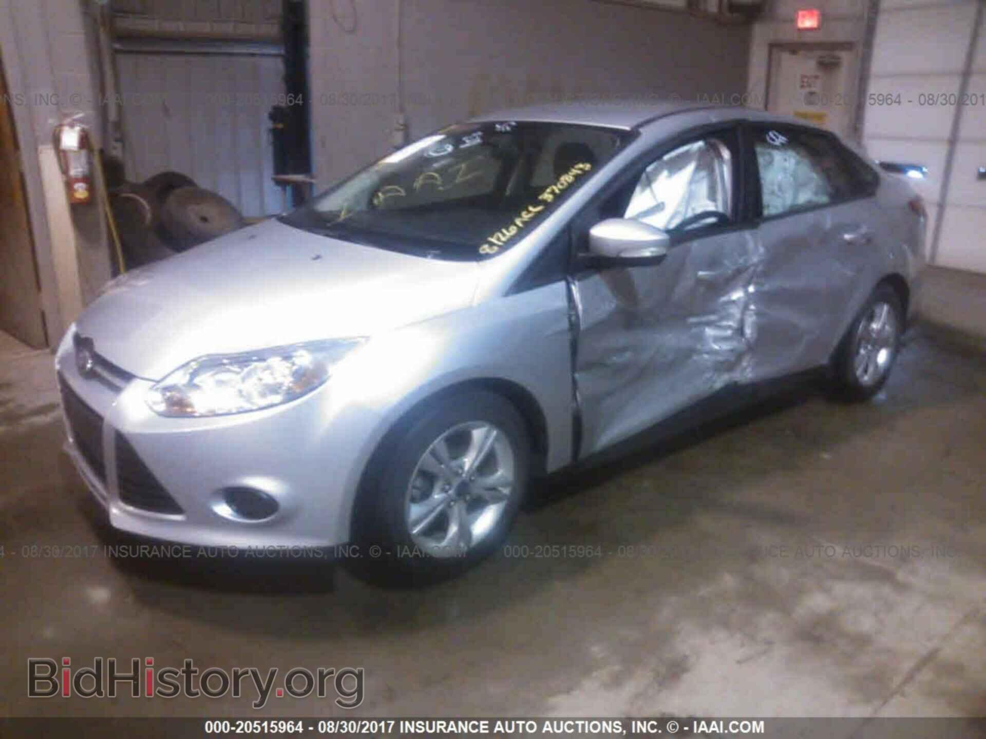 2013 Ford Focus - VIN: 1FADP3F2XDL370843 - Фото 2