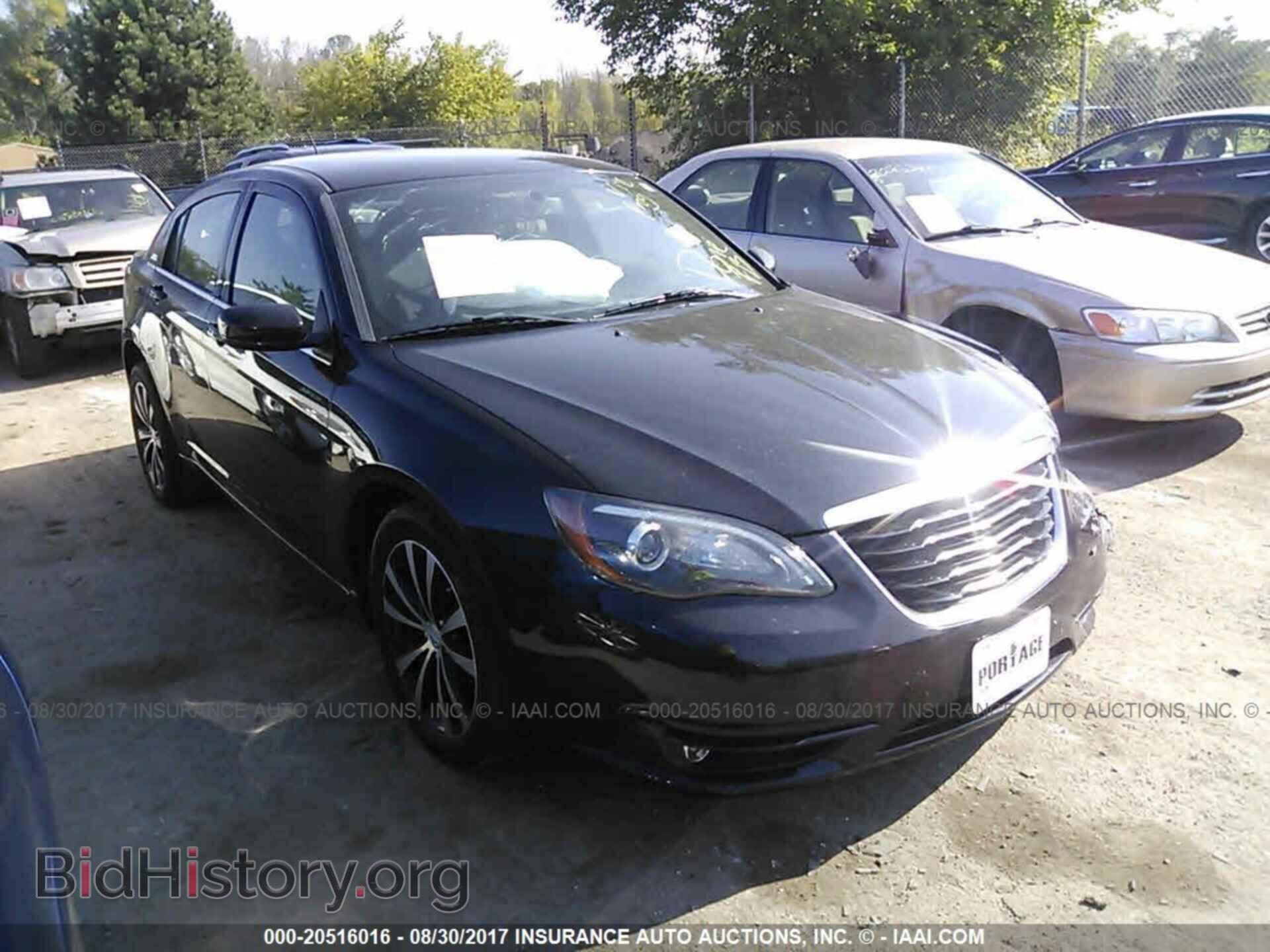 Photo 1C3CCBCG4EN120584 - Chrysler 200 2014