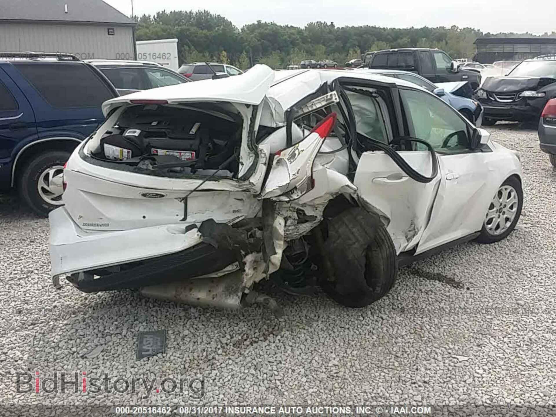 2012 Ford Focus - VIN: 1FAHP3K21CL302968 - Photo 4