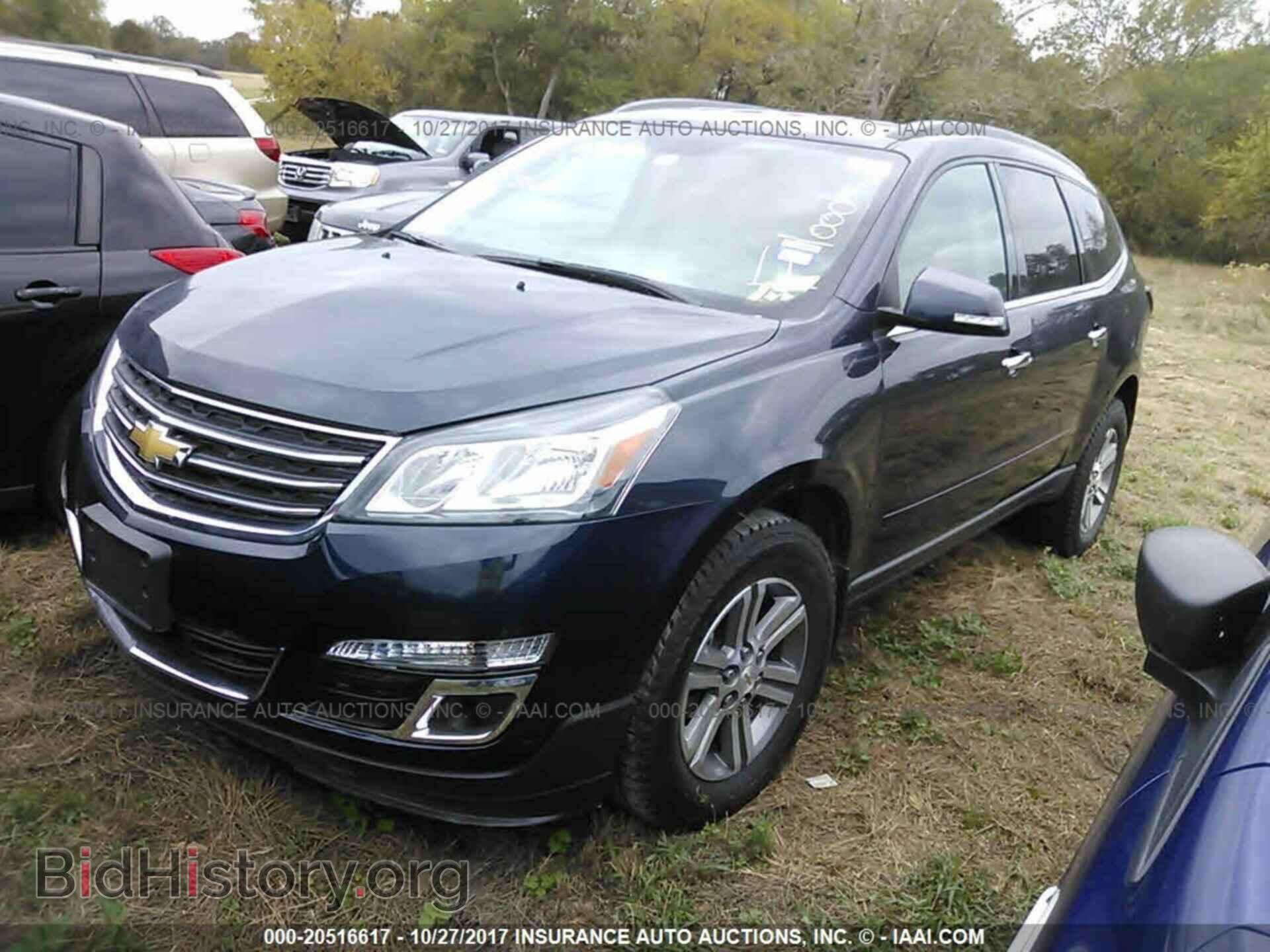 2015 Chevrolet Traverse - VIN: 1GNKRHKD7FJ367954 - Фото 2