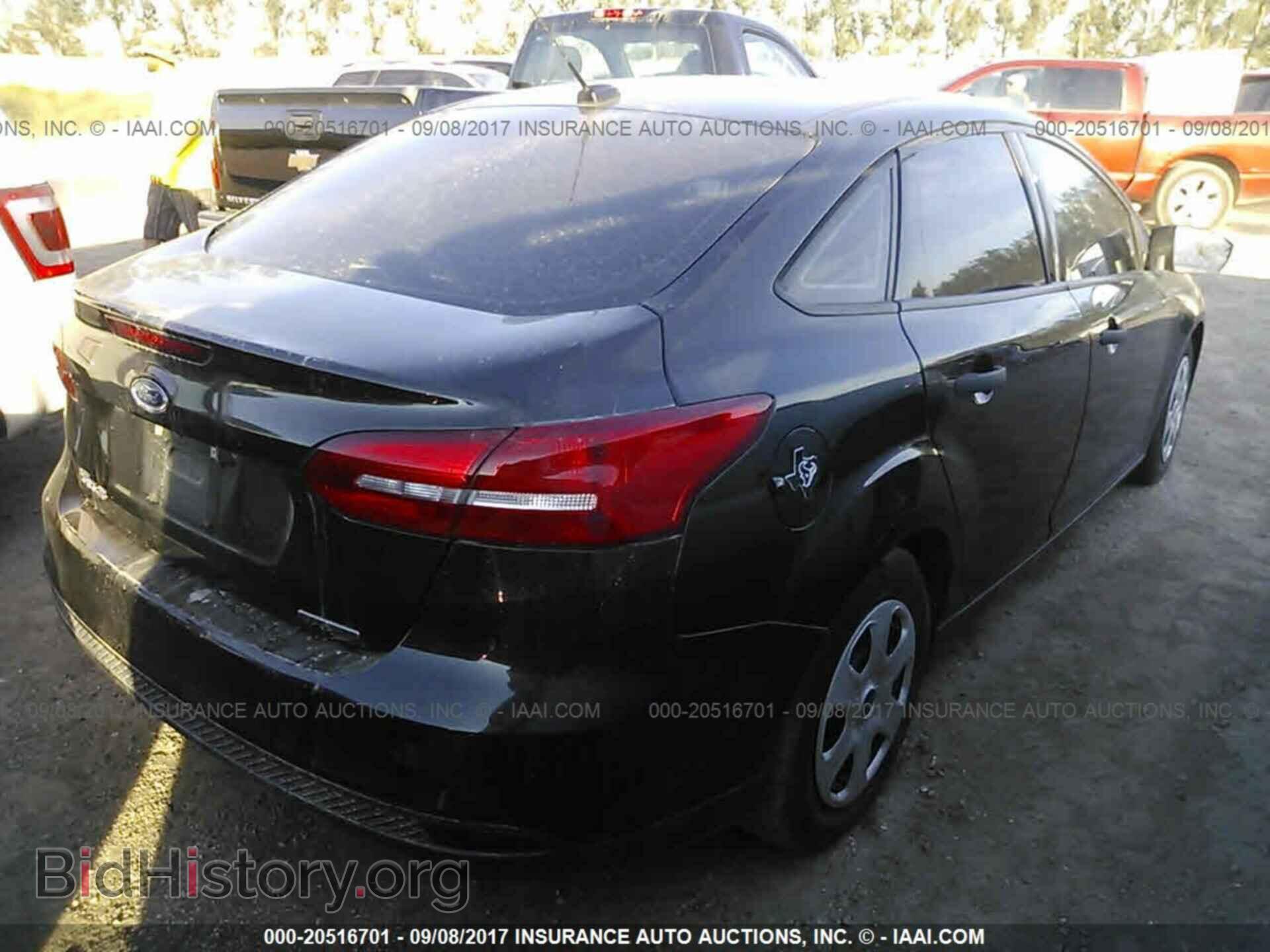 2015 Ford Focus - VIN: 1FADP3E22FL230984 - Фото 4