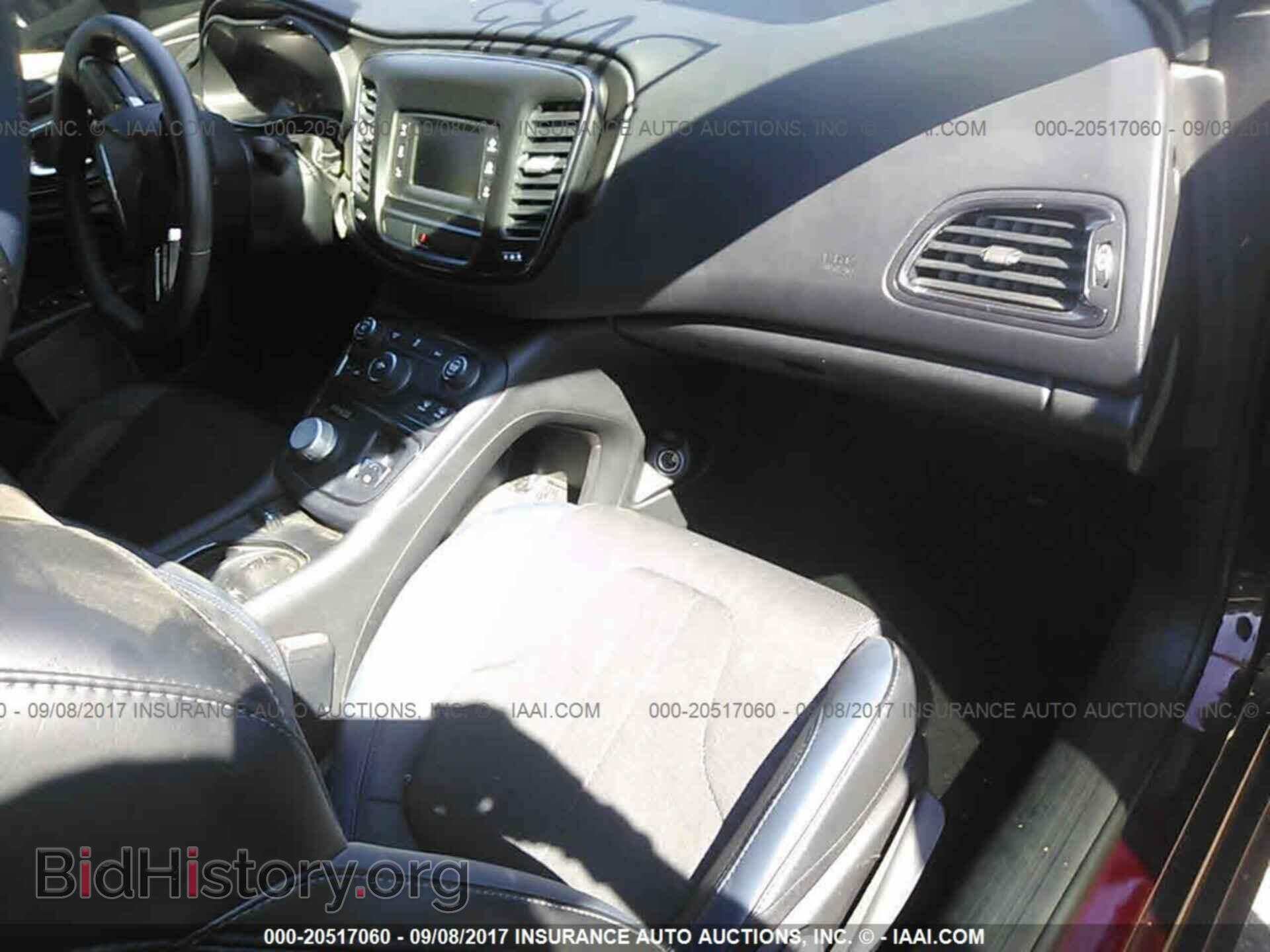 2015 Chrysler 200 - VIN: 1C3CCCBB9FN720935 - Photo 5