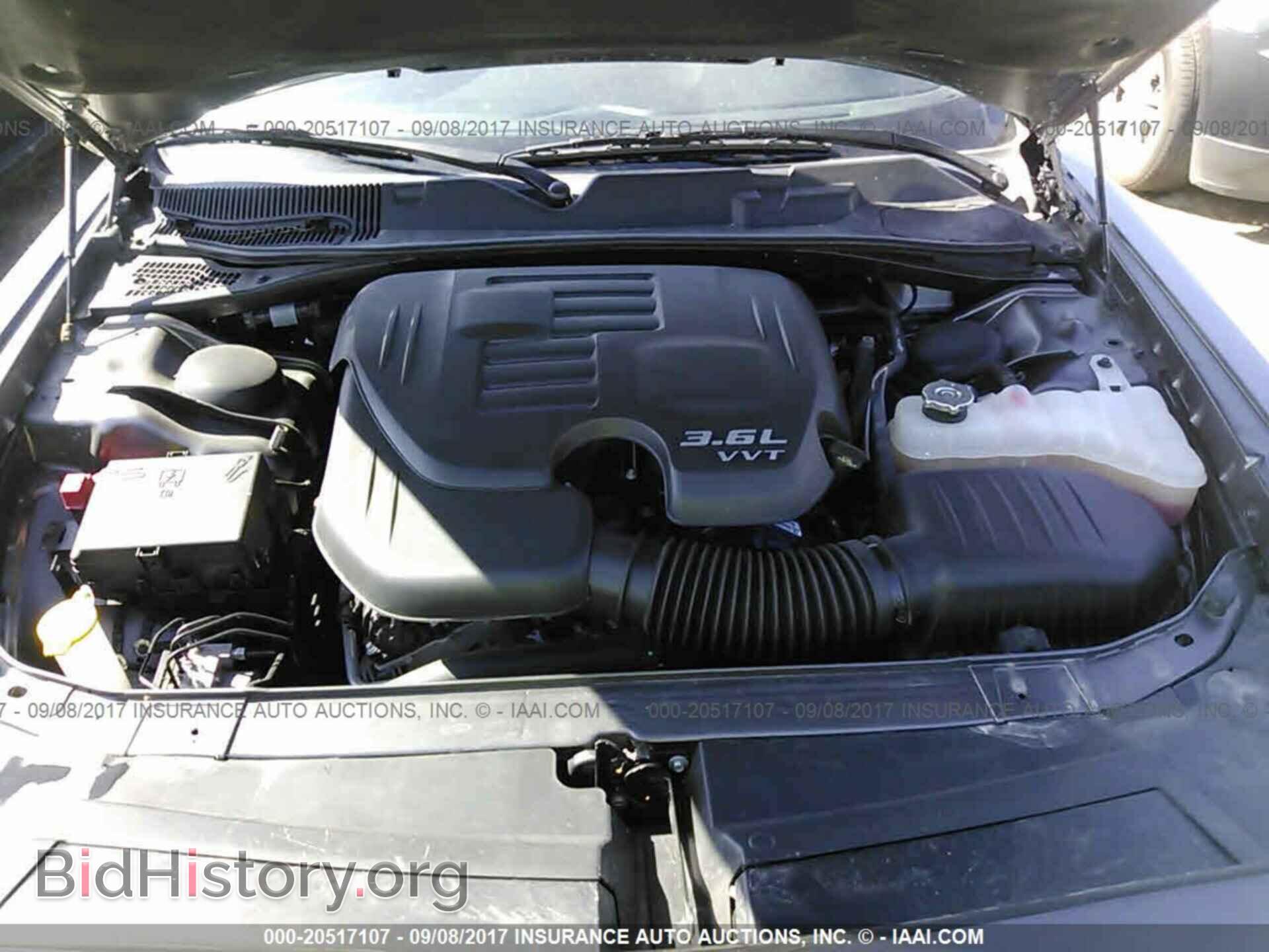 2016 Dodge Challenger - VIN: 2C3CDZAG8GH240036 - Photo 10