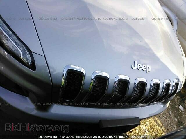 2017 Jeep Cherokee - VIN: 1C4PJLDS1HW641787 - Photo 6
