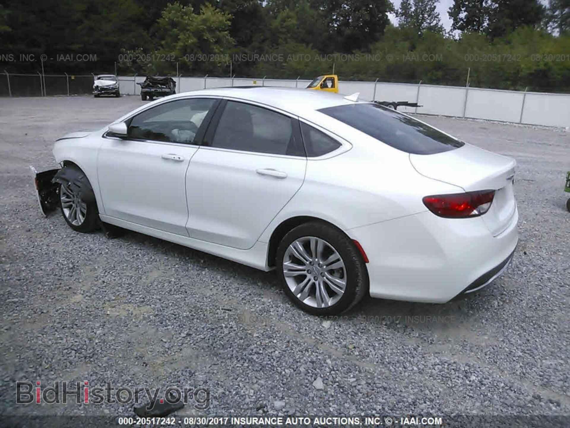 2016 Chrysler 200 - VIN: 1C3CCCAB4GN143573 - Photo 3