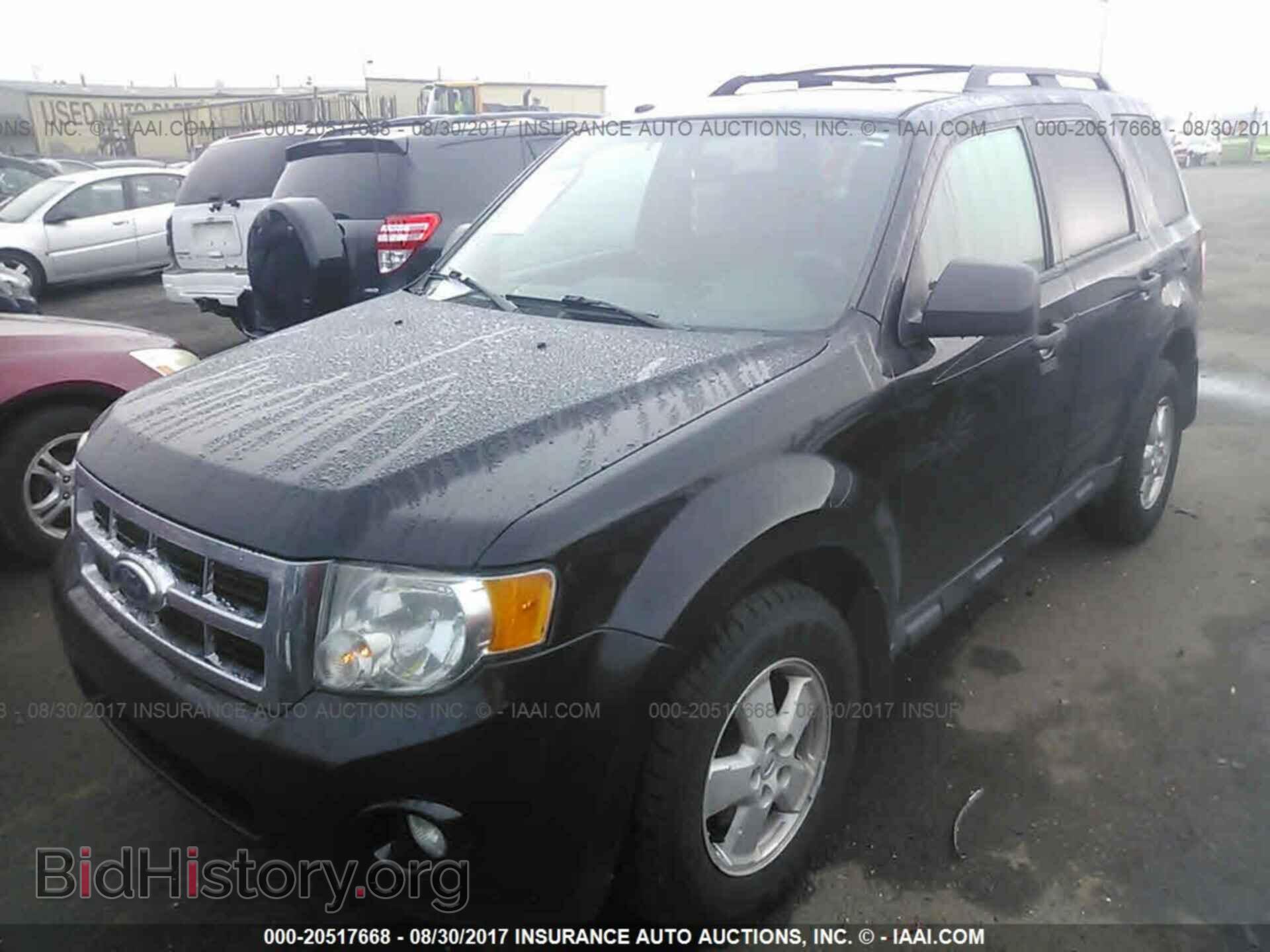 2011 Ford Escape - VIN: 1FMCU9D72BKB40048 - Фото 2