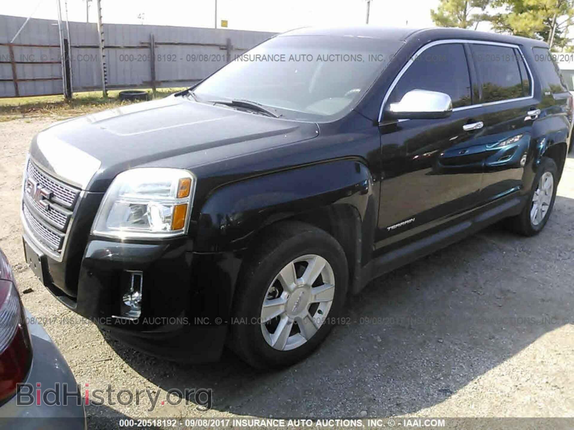 2011 Gmc Terrain - VIN: 2CTFLREC7B6412200 - Photo 2