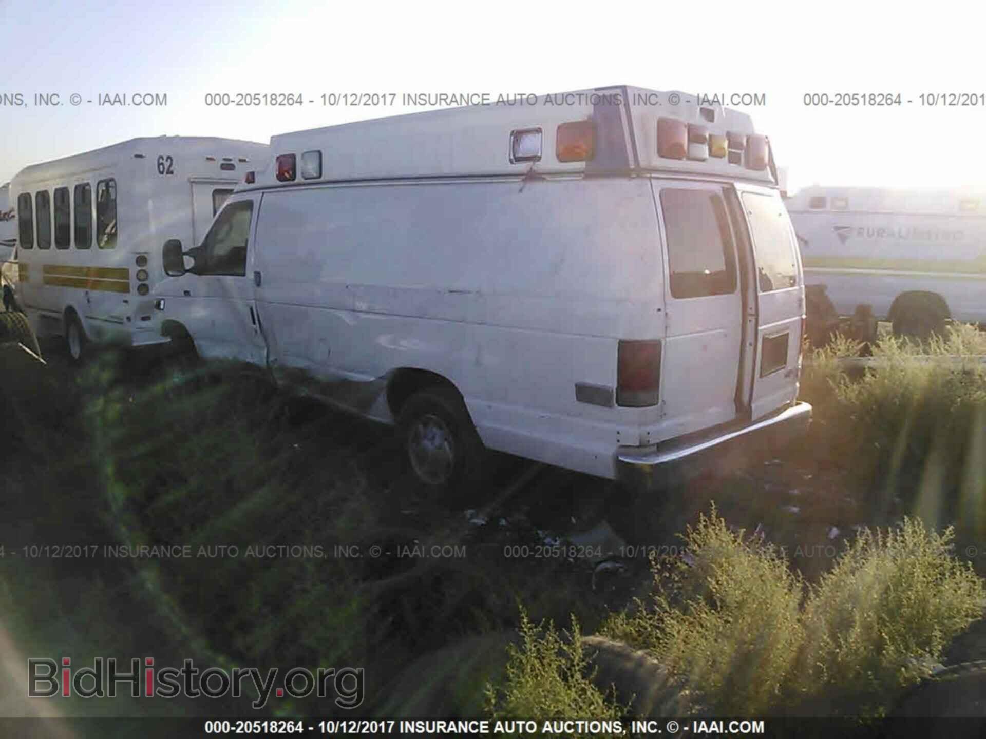 2012 Ford Econoline - VIN: 1FDSS3ES9CDB38644 - Фото 3