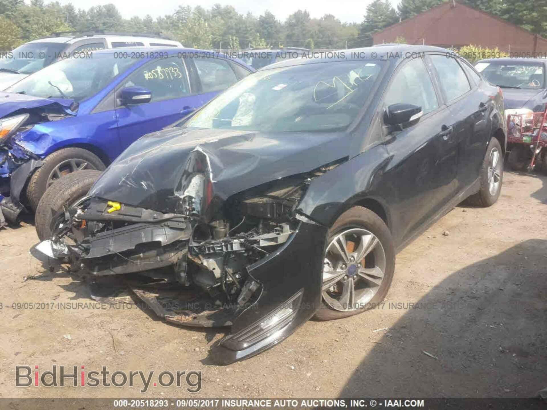 2017 Ford Focus - VIN: 1FADP3FE2HL293627 - Photo 2