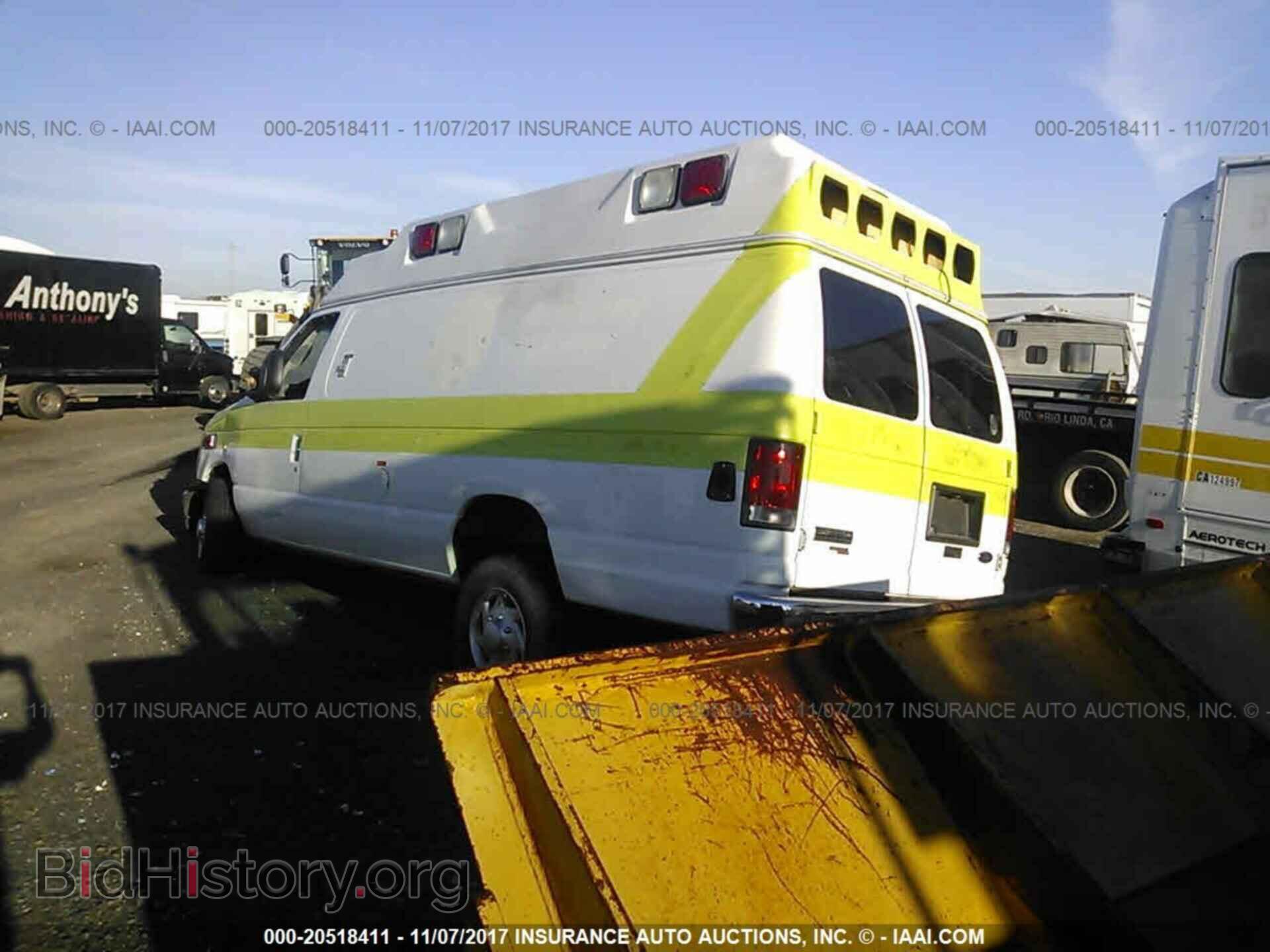 2011 Ford Econoline - VIN: 1FDSS3EL6BDB25888 - Фото 3