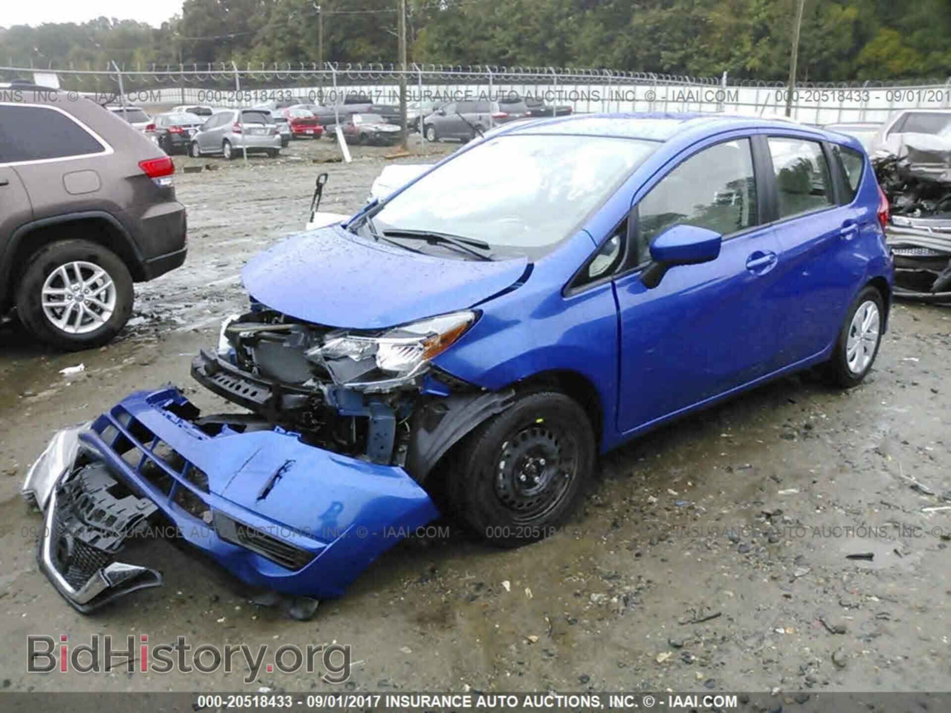 2017 Nissan Versa note - VIN: 3N1CE2CP3HL353305 - Photo 2