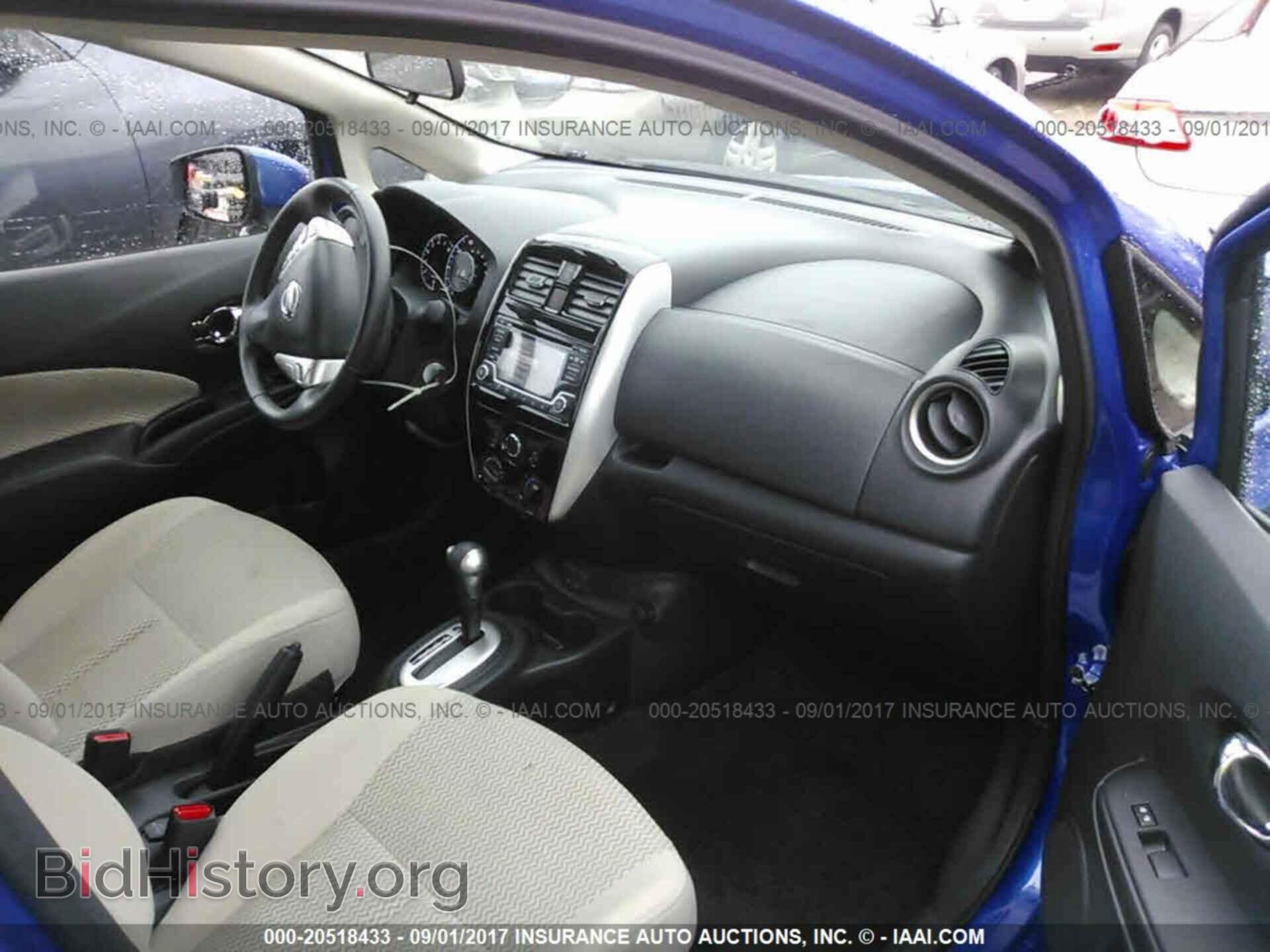 2017 Nissan Versa note - VIN: 3N1CE2CP3HL353305 - Photo 5