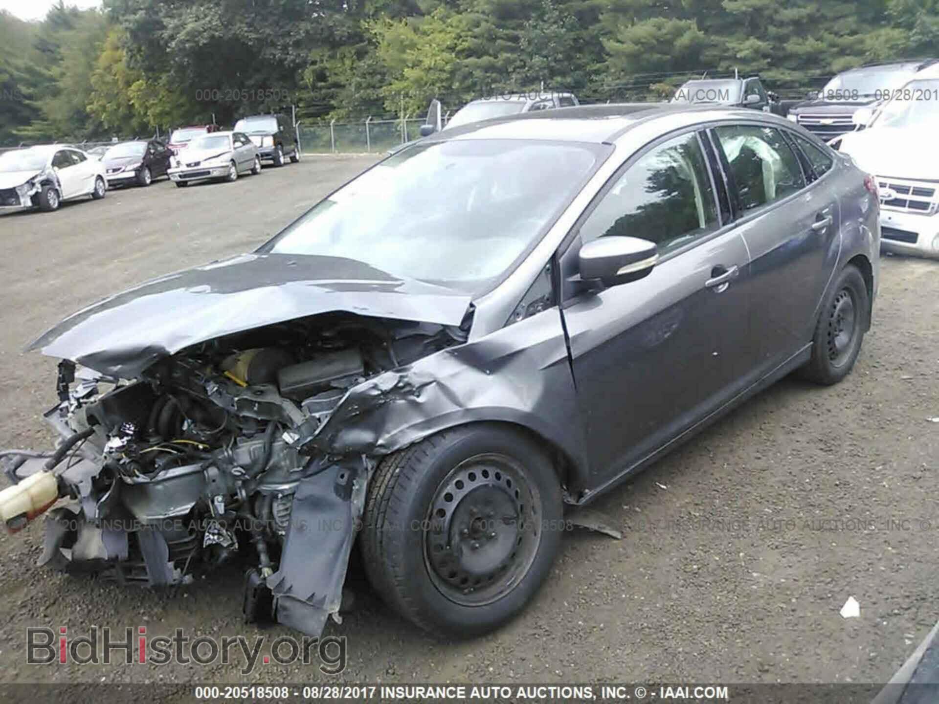 2013 Ford Focus - VIN: 1FADP3F25DL156830 - Photo 2