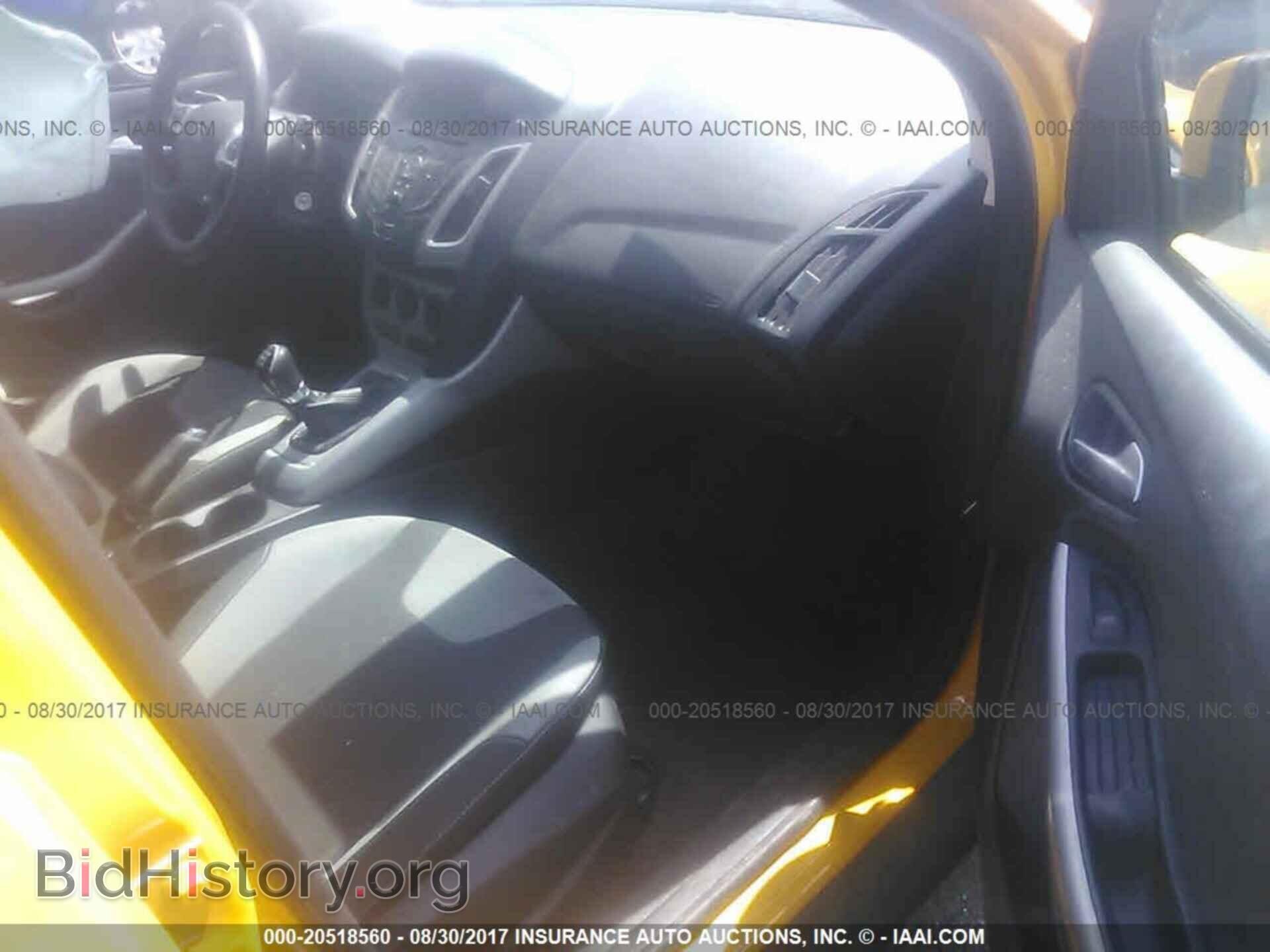 2012 Ford Focus - VIN: 1FAHP3K20CL310026 - Photo 5
